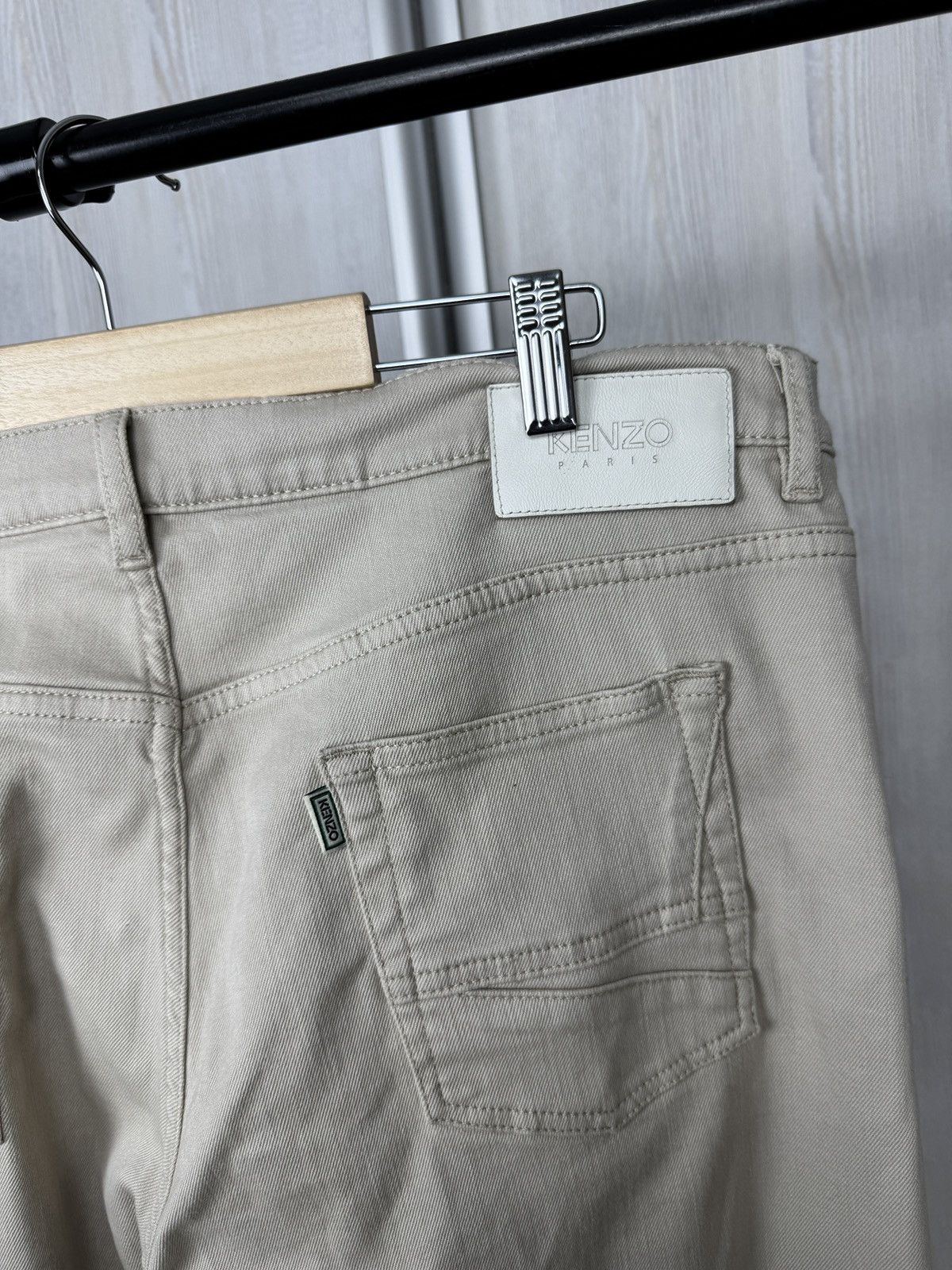 Kenzo Kenzo Paris small logo beige classic chino pants Size US 37 - 13 Thumbnail