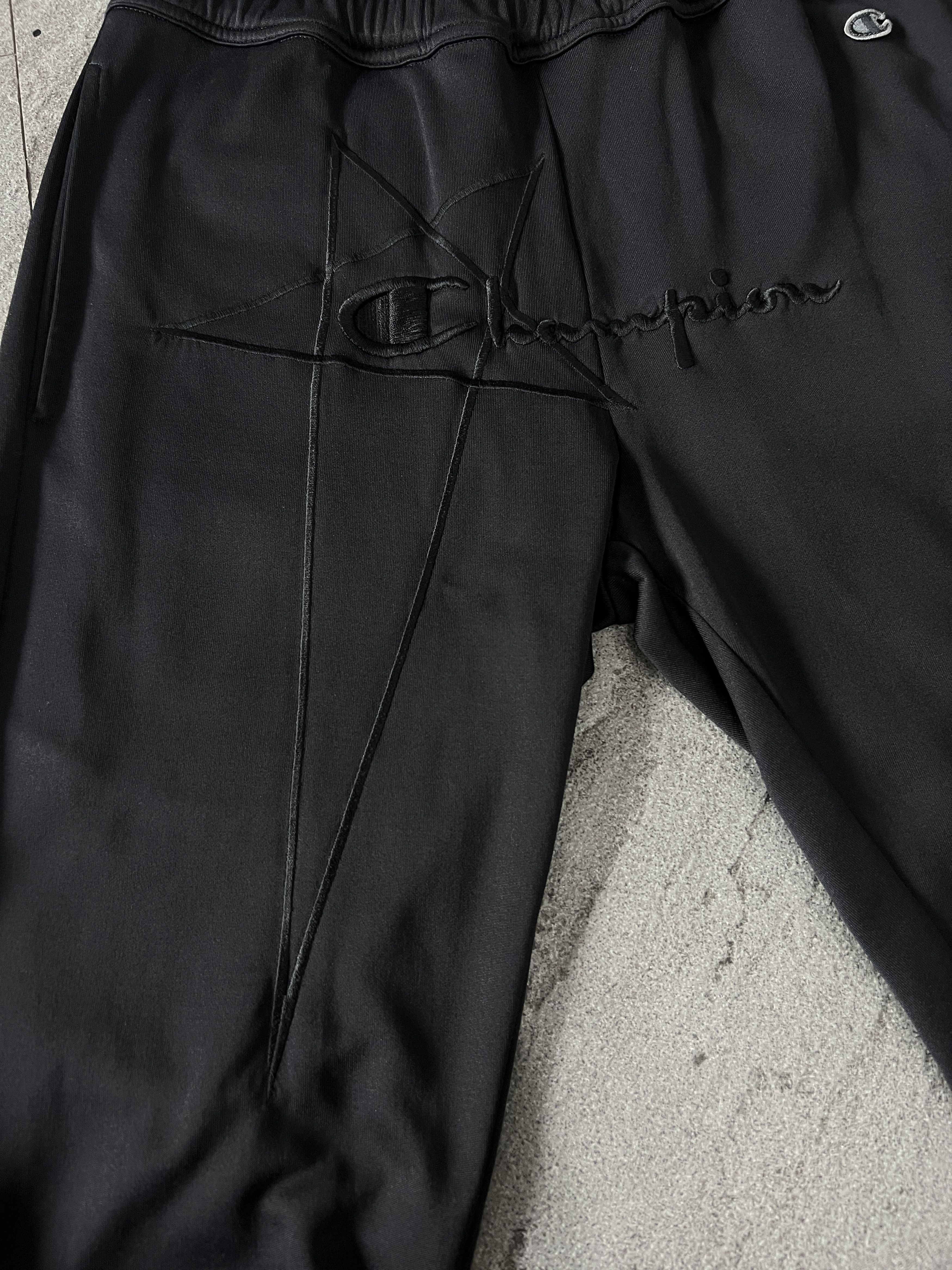 Champion × Rick Owens Rick Owens DRKSHDW x Champion Track Joggers Size US 30 / EU 46 - 3 Thumbnail
