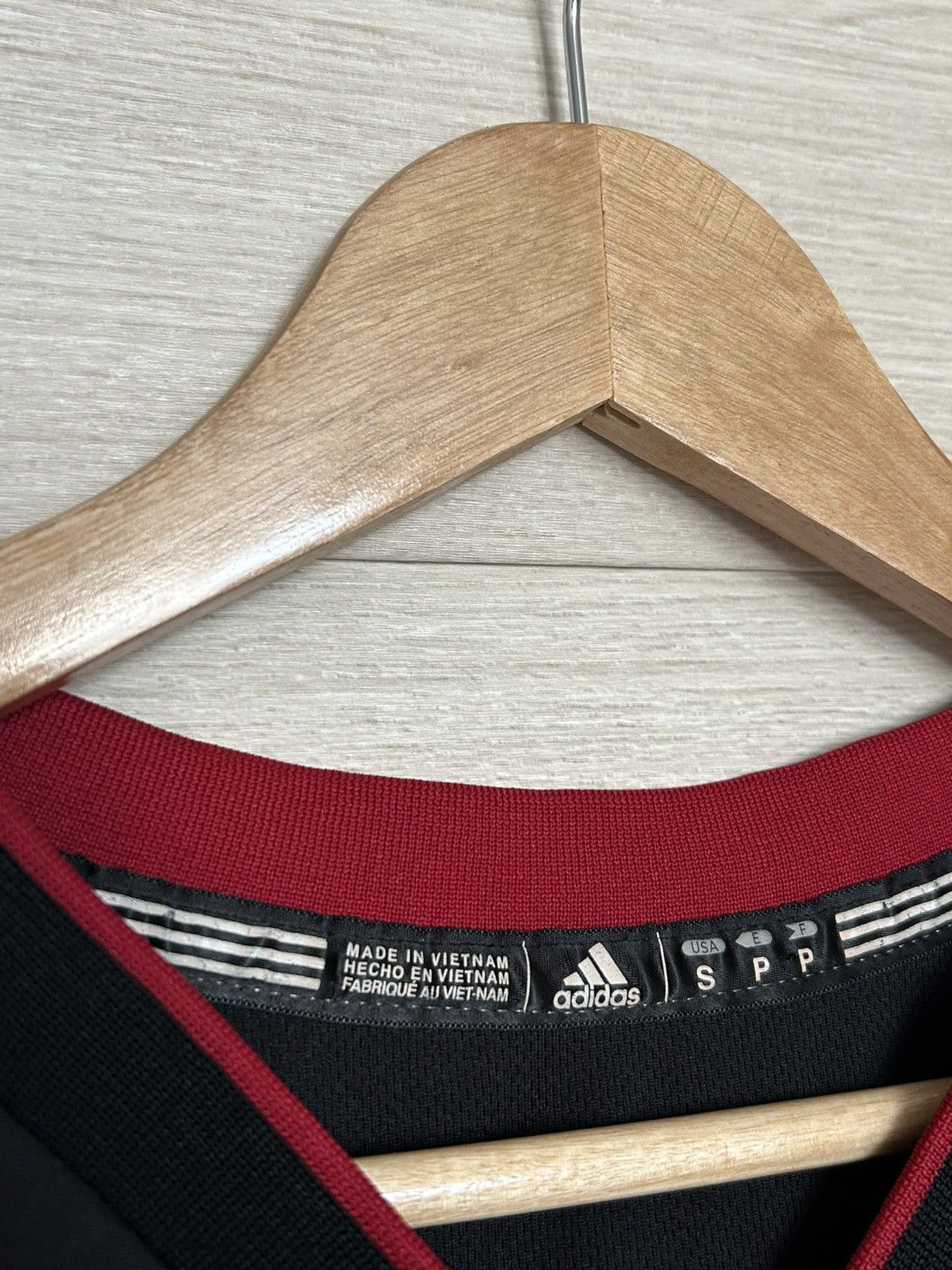 Adidas Adidas NBA Miami Lebron James 6 Vintage man’s jersey size S Size US S / EU 44-46 / 1 - 6 Thumbnail