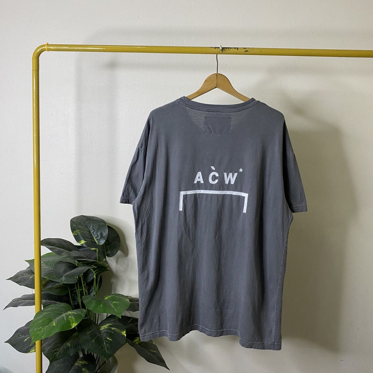 A-COLD-WALL* ACW Graphic Grey Tee Size US XL / EU 56 / 4 - 1 Thumbnail