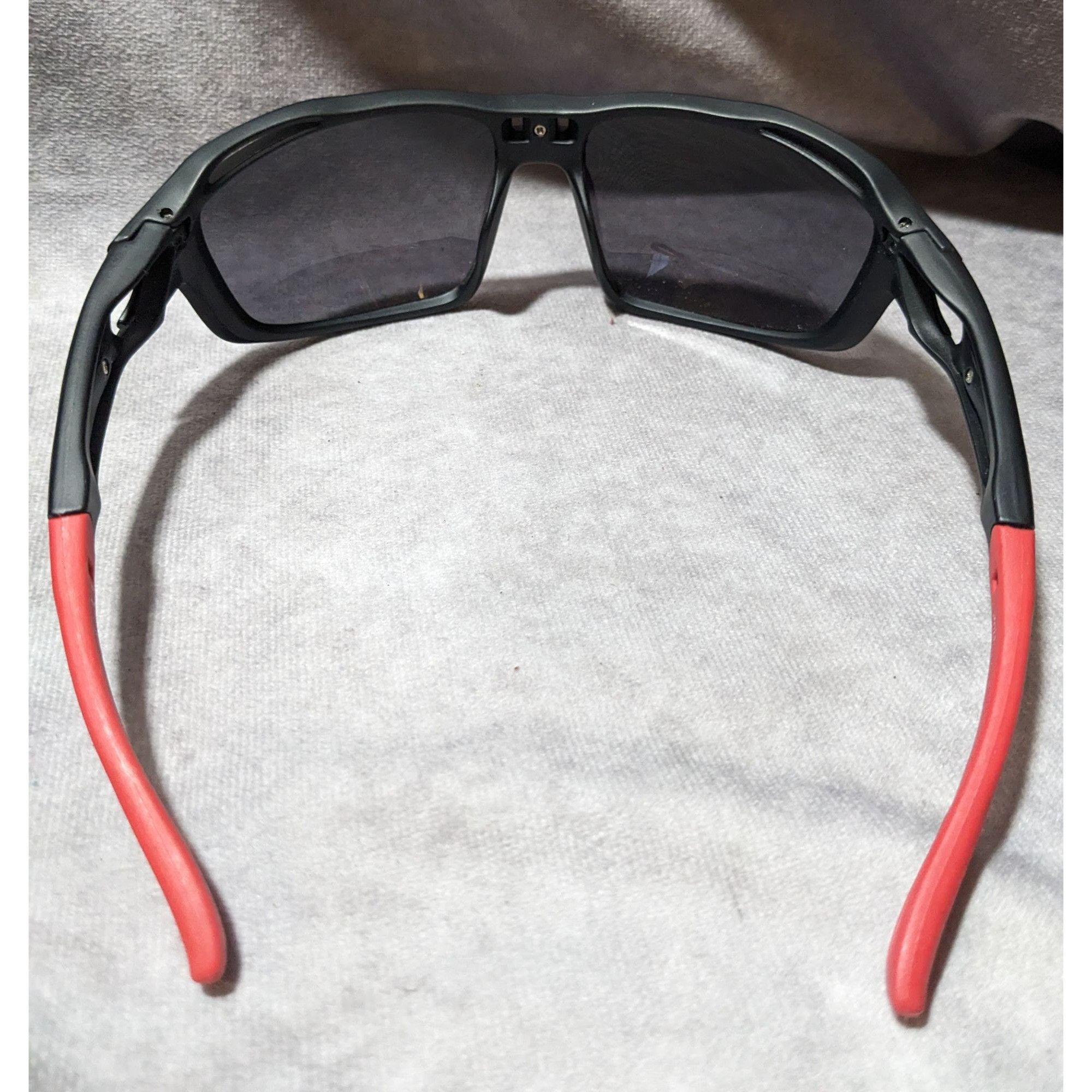 Other Waves 90s Style Black And Red Sporty Sunglasses Size ONE SIZE - 3 Thumbnail