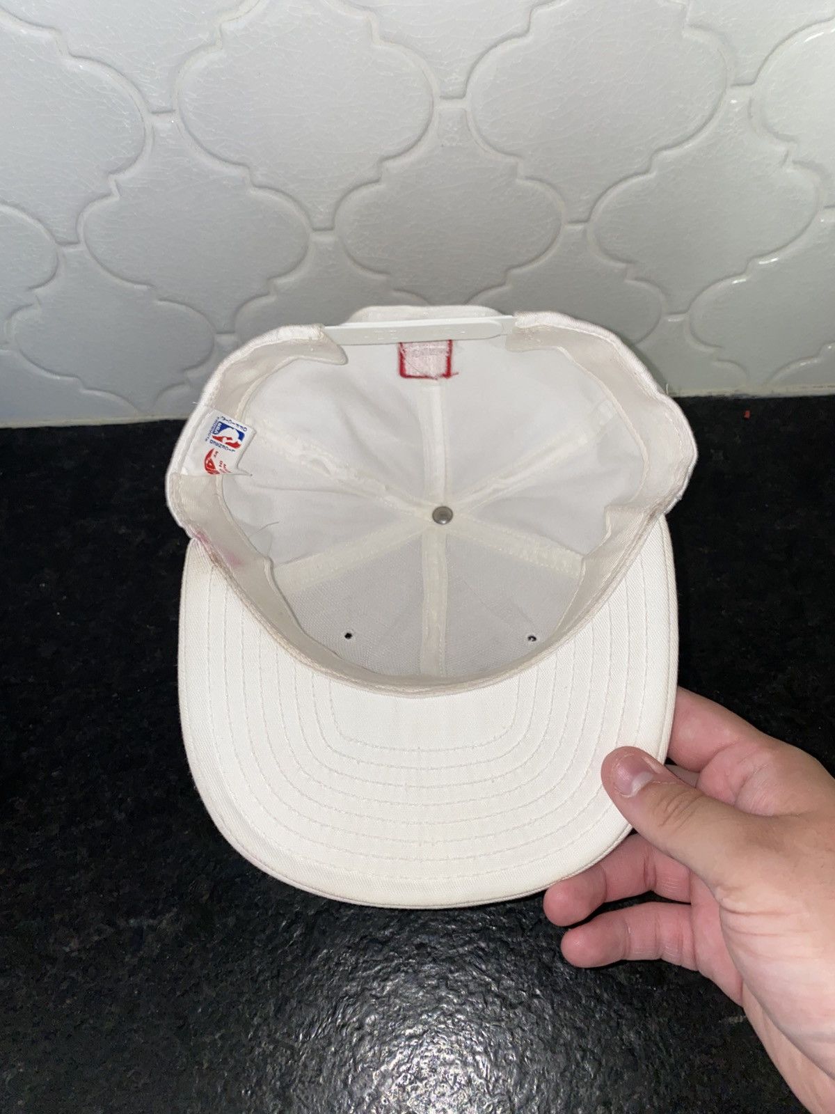 NBA Vintage 90s NBA pink panther logo snapback Size ONE SIZE - 3 Thumbnail