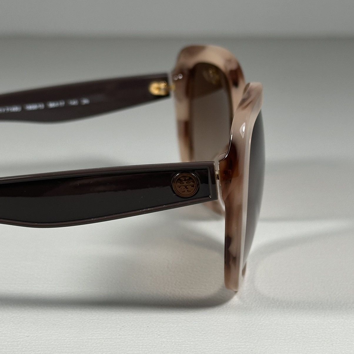 Tory Burch Tory Burch TY7149U Milky Brown Tortoise Butterfly Sunglasses Size ONE SIZE - 3 Thumbnail