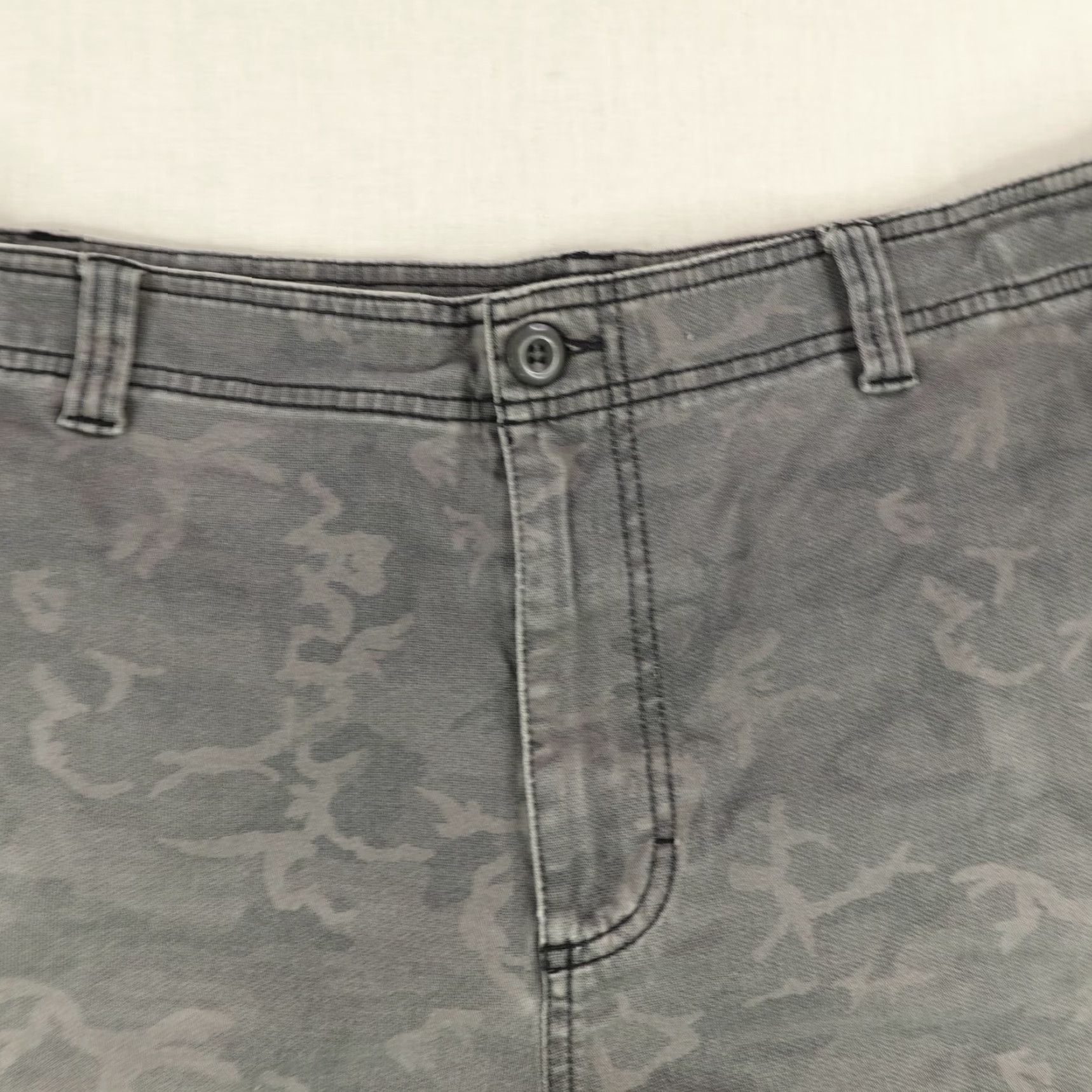 Nike Nike SB Shorts Mens 40 Gray Camouflage Cargo Skater Baggy Size US 42 / EU 58 - 2 Thumbnail