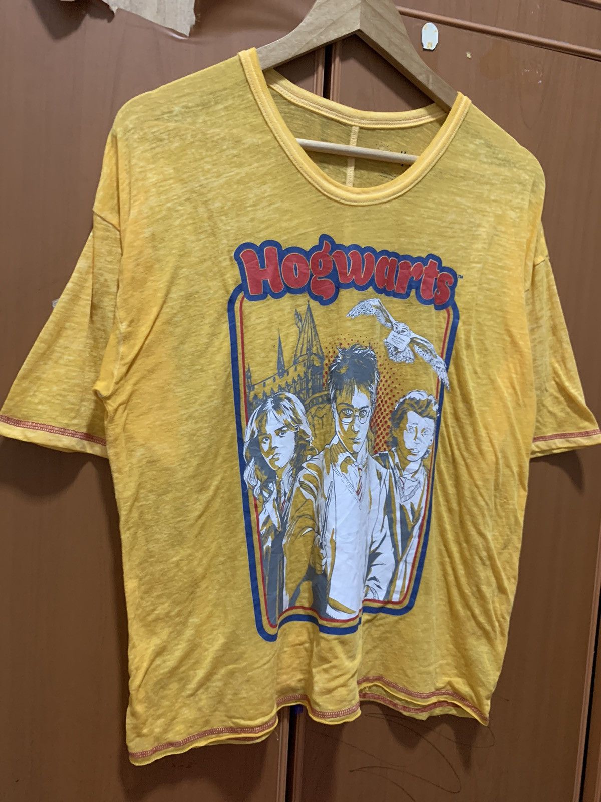 Other Vintage Y2K Harry Potter Hogwarts Large Tee Size US L / EU 52-54 / 3 - 3 Thumbnail