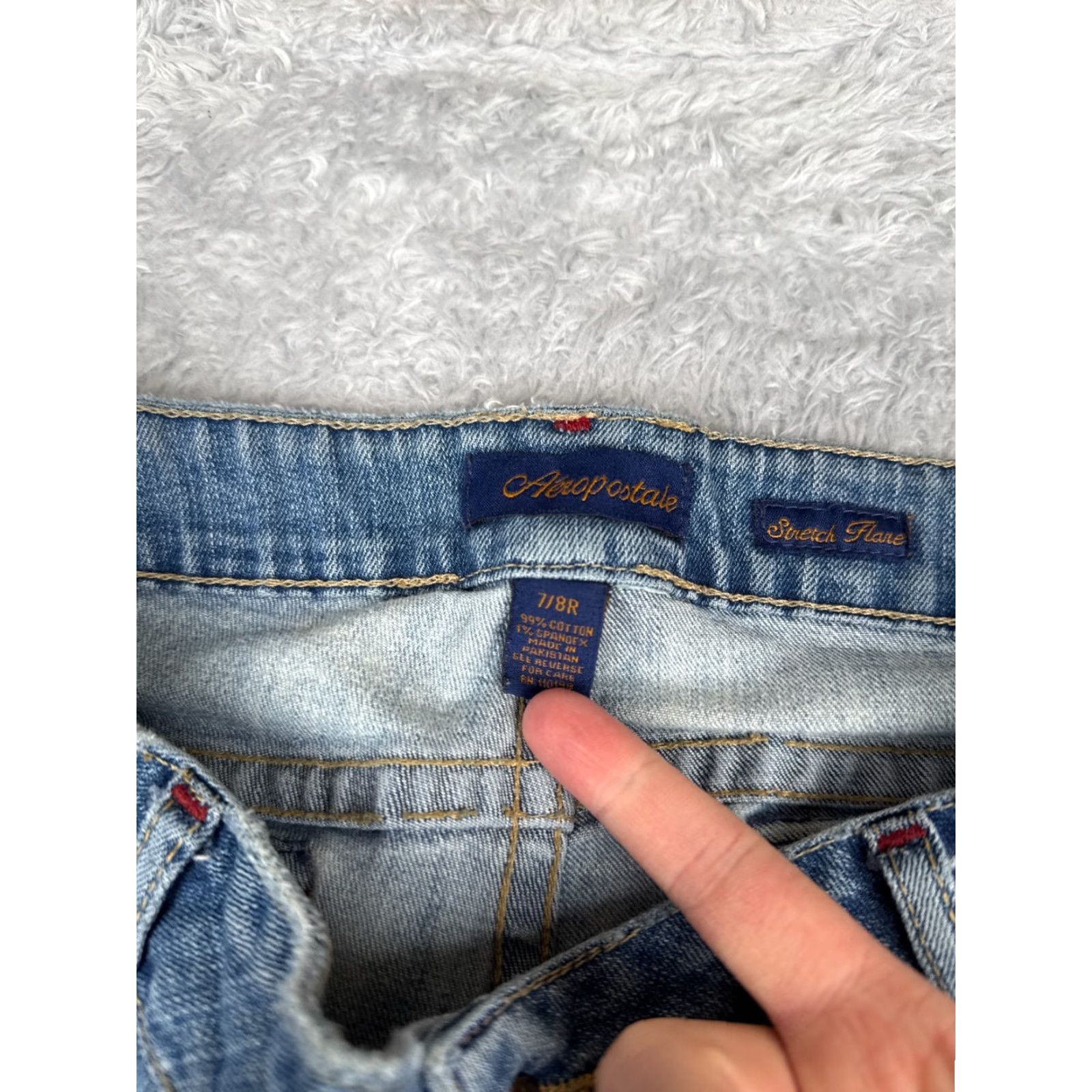 Vintage Aeropostale Jeans 7 Juniors Blue Denim Flared Distressed Cotton Blend Low 32x30 Size 28" / US 6 / IT 42 - 7 Thumbnail