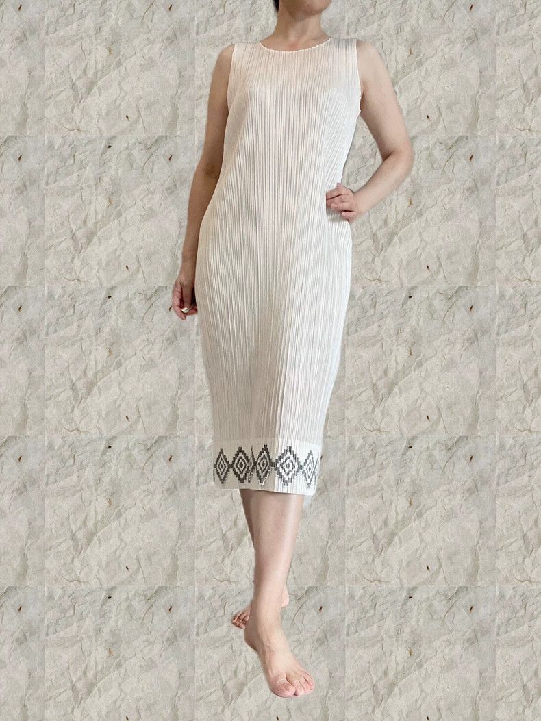 Issey Miyake Issey Miyake embroidered dress Size L / US 10 / IT 46 - 1 Thumbnail