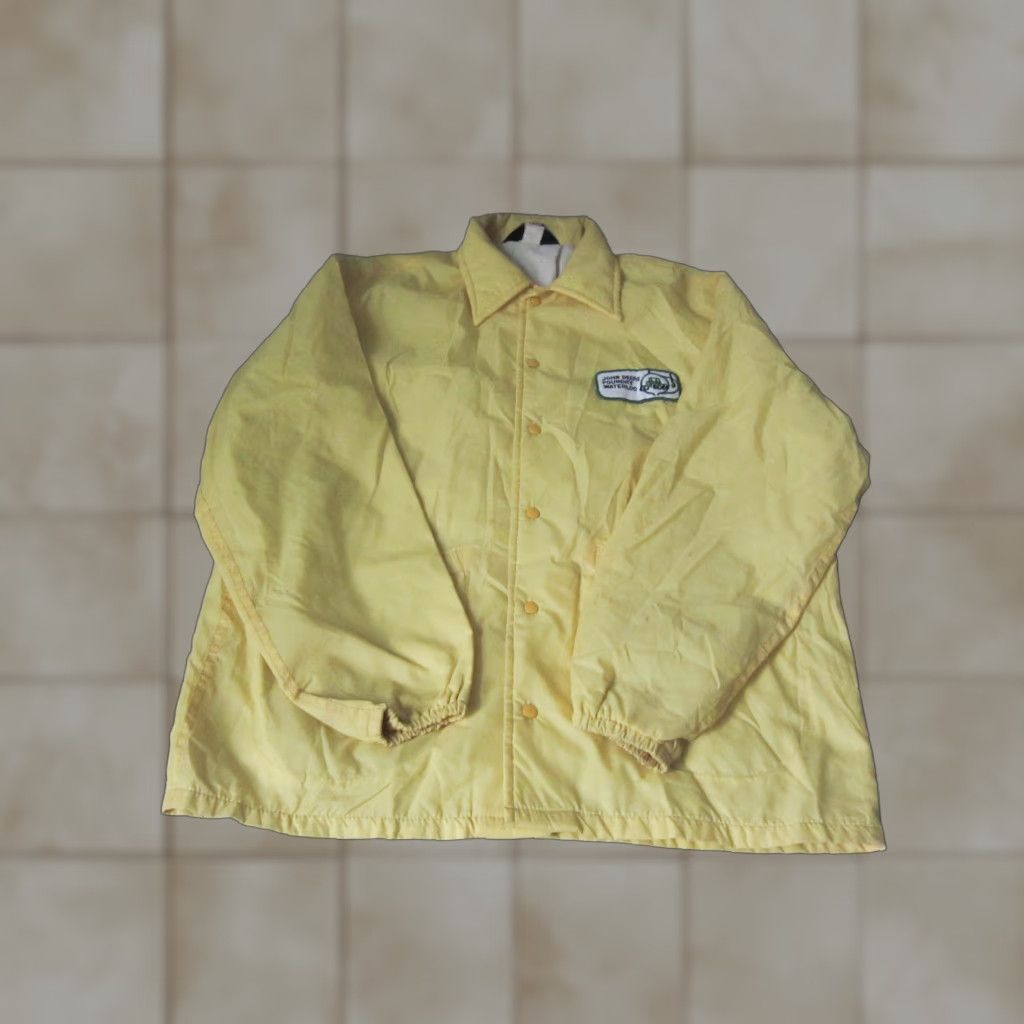 John Deere VINTAGE John Deere Jacket Mens L Yellow Bomber Satin Nylon UAW 80s Workwear Short Snap Coat Size US L / EU 52-54 / 3 - 1 Thumbnail