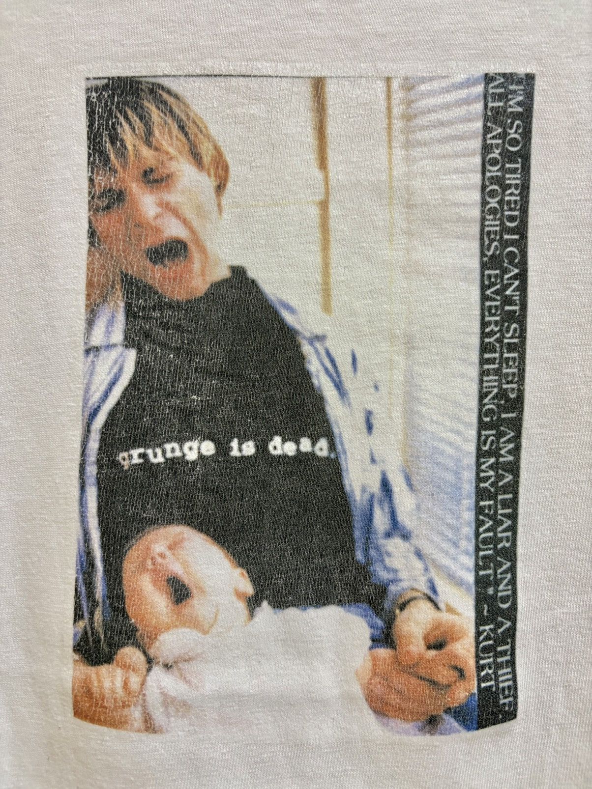 Band Tees Vintage Rare 90s Kurt Cobain Grunge Is Dead Nirvana Band Size US S / EU 44-46 / 1 - 3 Thumbnail