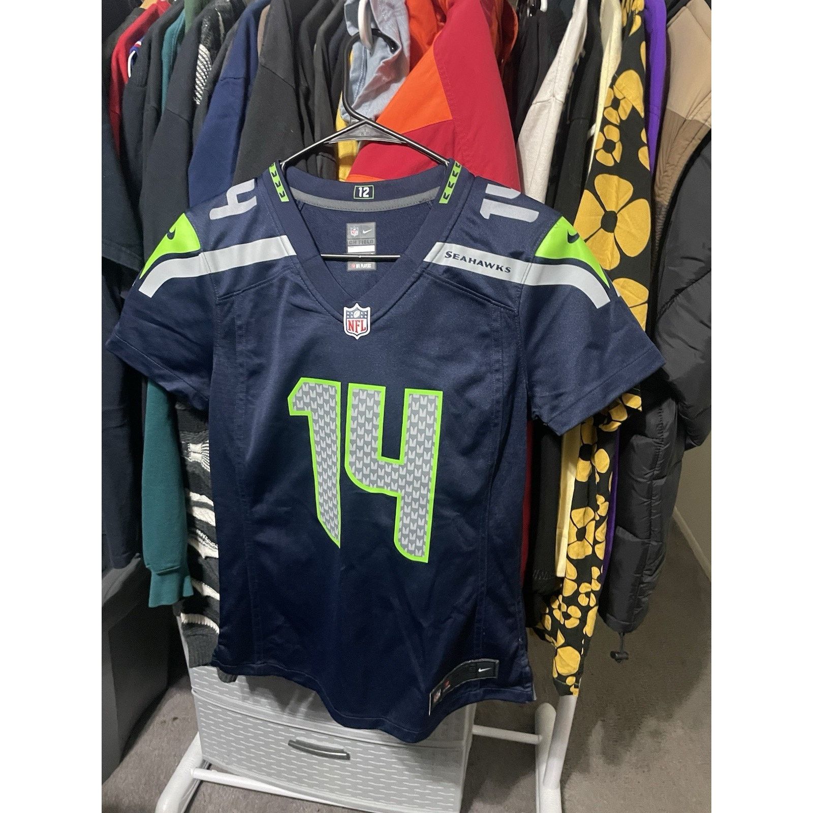 Nike Size S- Youth Seattle Seahawks DK Metcalf #14 Nike Jersey Size US S / EU 44-46 / 1 - 1 Thumbnail