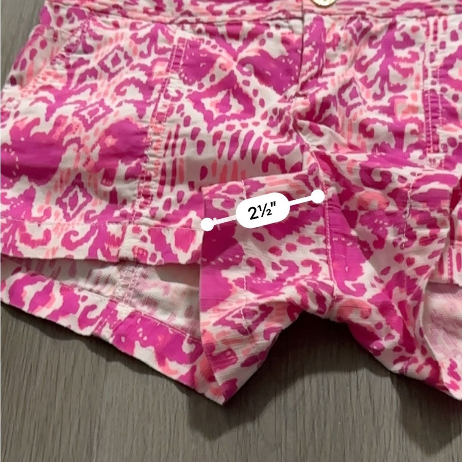 Lilly Pulitzer Lilly Pulitzer Liana Mid Rise Shorts in Tons of Fun Magenta Size 28" / US 6 / IT 42 - 14 Thumbnail