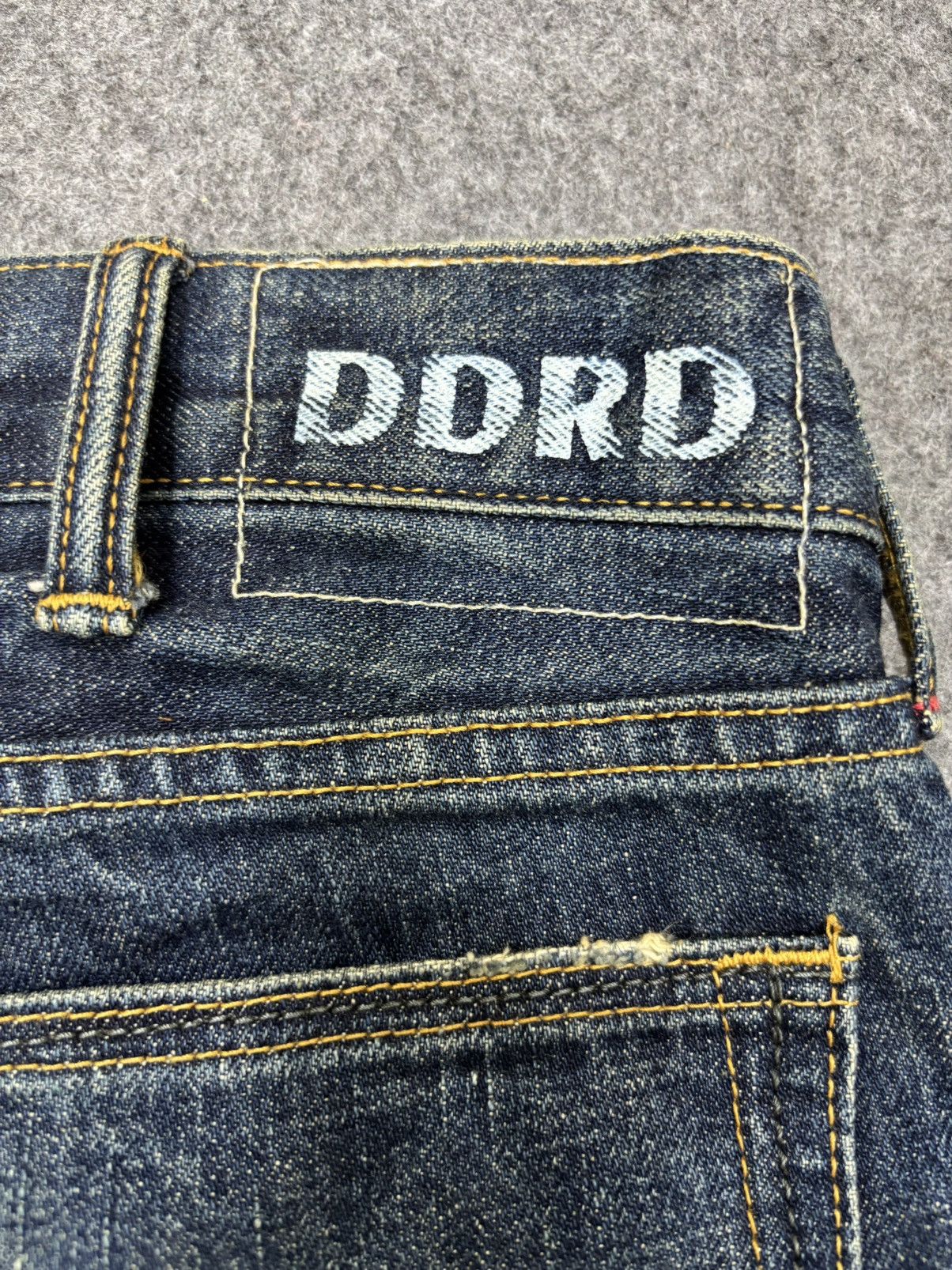 Japanese Brand 💥90s Denim Character💥DDRD Skinny Blue Wash Denim F640 Size US 33 - 16 Thumbnail