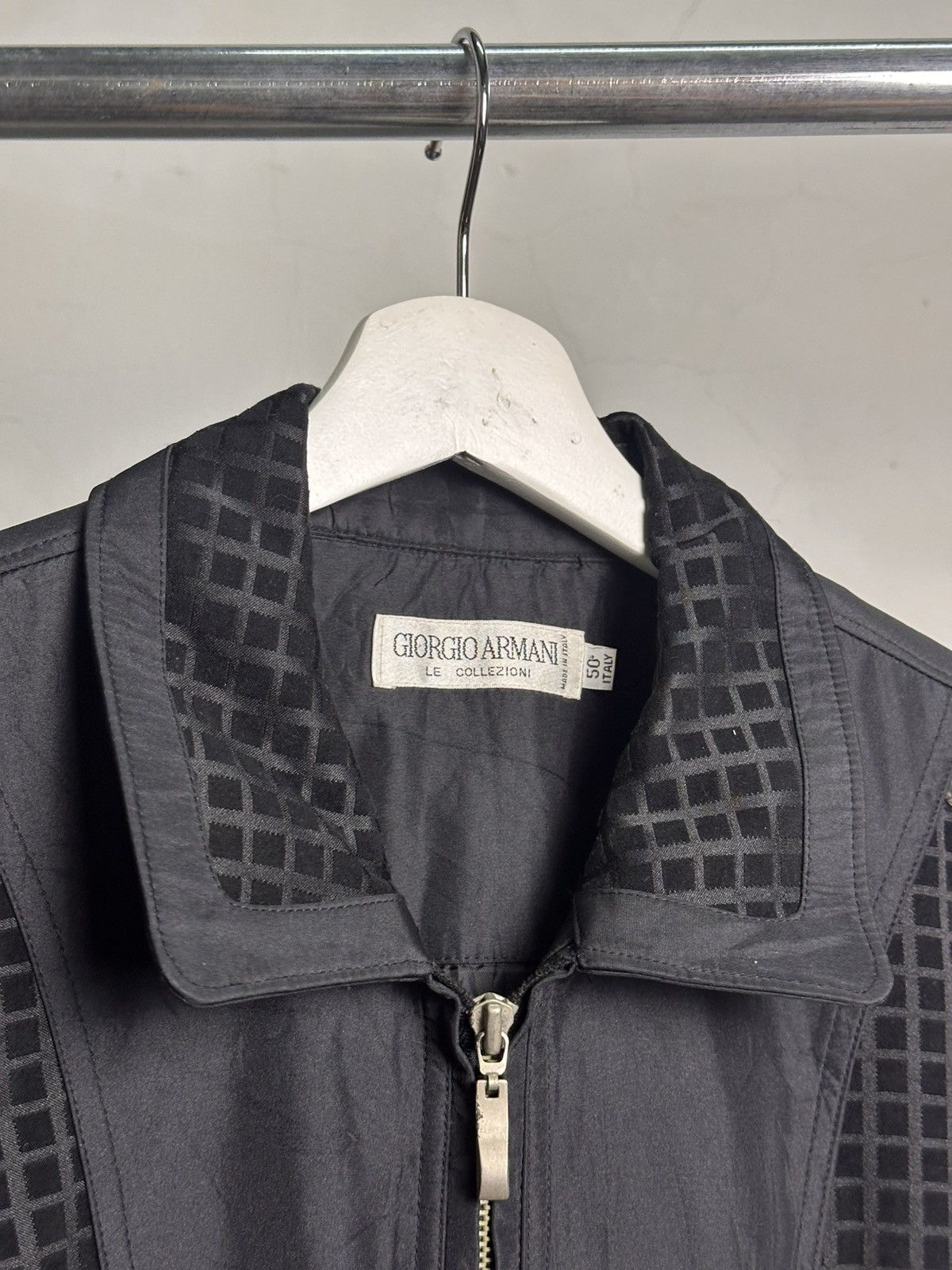 Giorgio Armani Vintage Giorgio Armani Le Collezioni Tonal Grid Zip Jacket Size US L / EU 52-54 / 3 - 3 Thumbnail