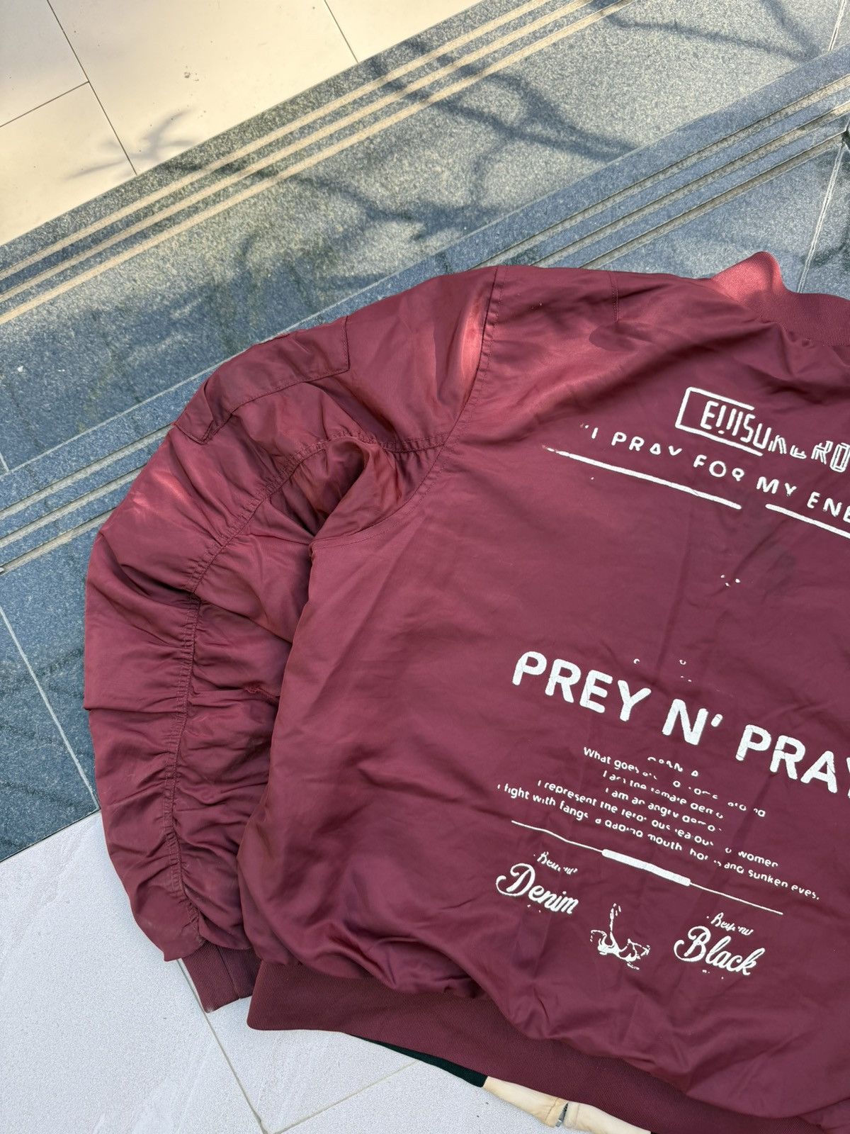 Evisu 90’s EVISU KURO REVERSIBLE MULTI BACKLOGO PREY N PRAY JACKET Size US XL / EU 56 / 4 - 7 Thumbnail