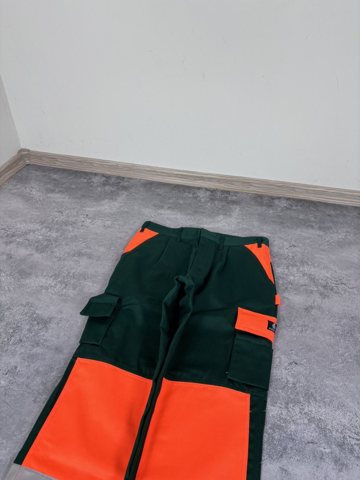 Other Mascot Men’s NWT Reflective Green/Orange Safety Cargo Pants Size US 32 / EU 48 - 4 Thumbnail