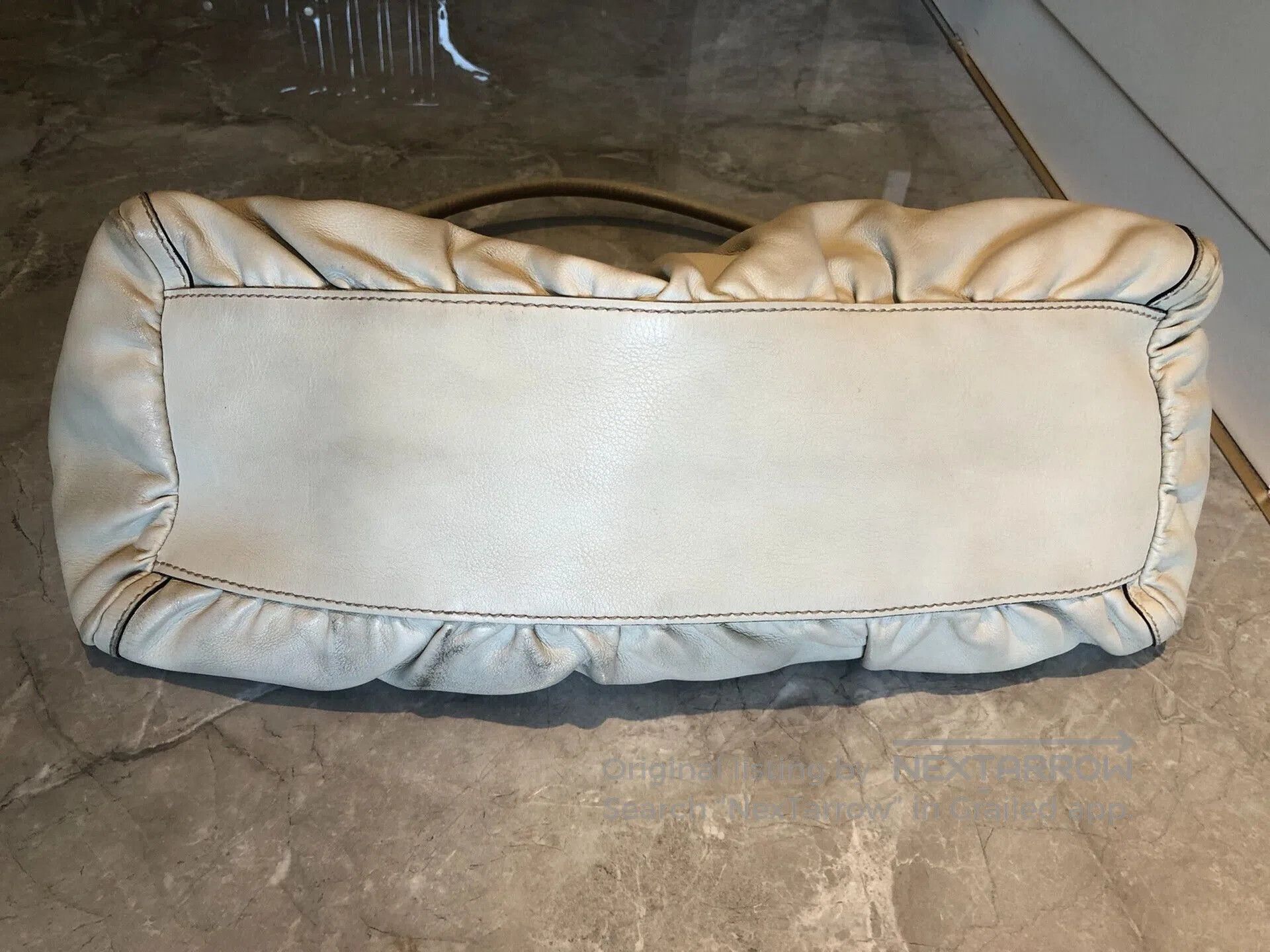 Gucci Gucci Beige Calf Leather Large Crescent Underarm Bag. Size ONE SIZE - 3 Thumbnail