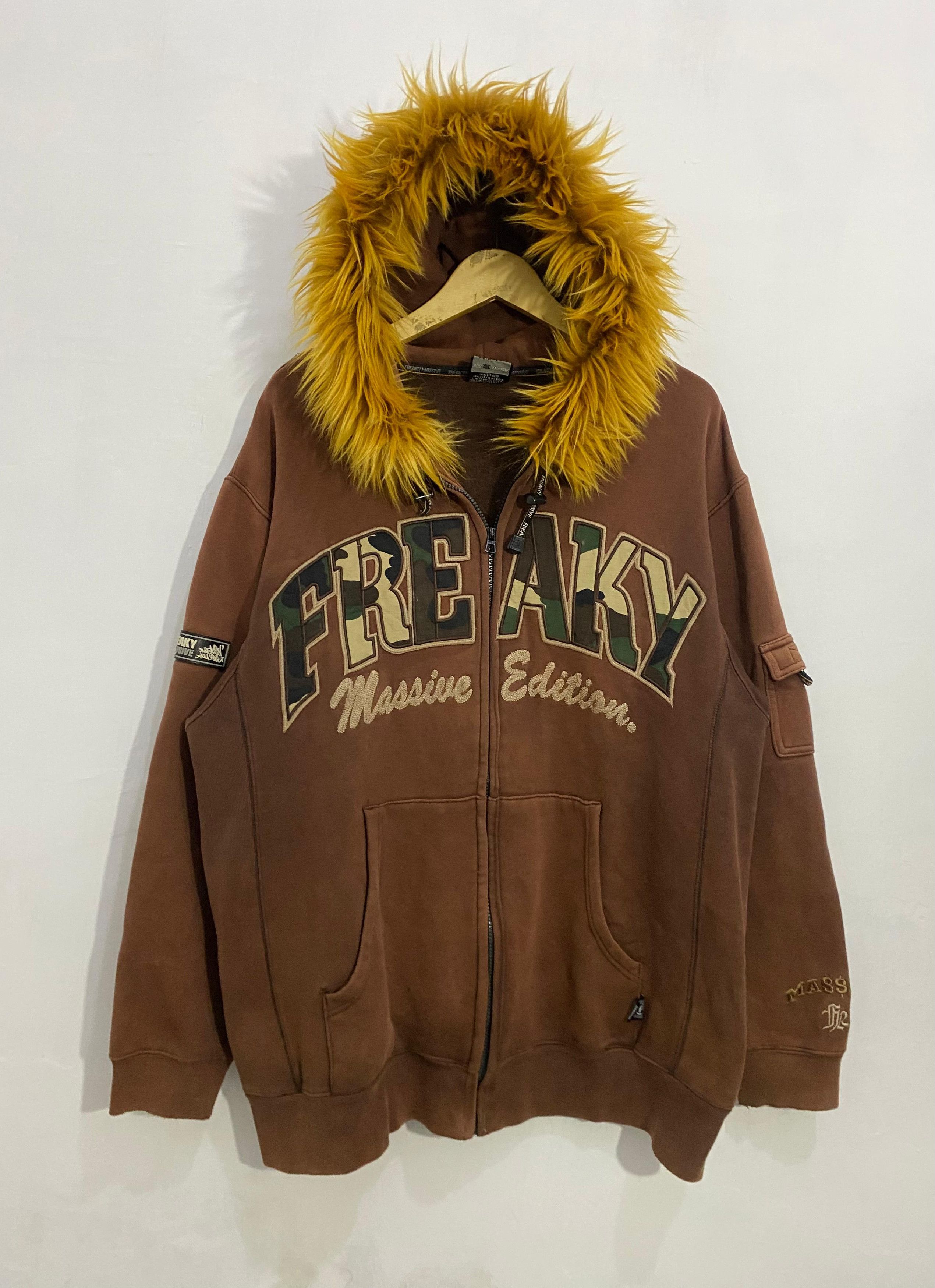 Massive Massive Fur Zipper Hoodie LGB Style Size US XL / EU 56 / 4 - 1 Thumbnail