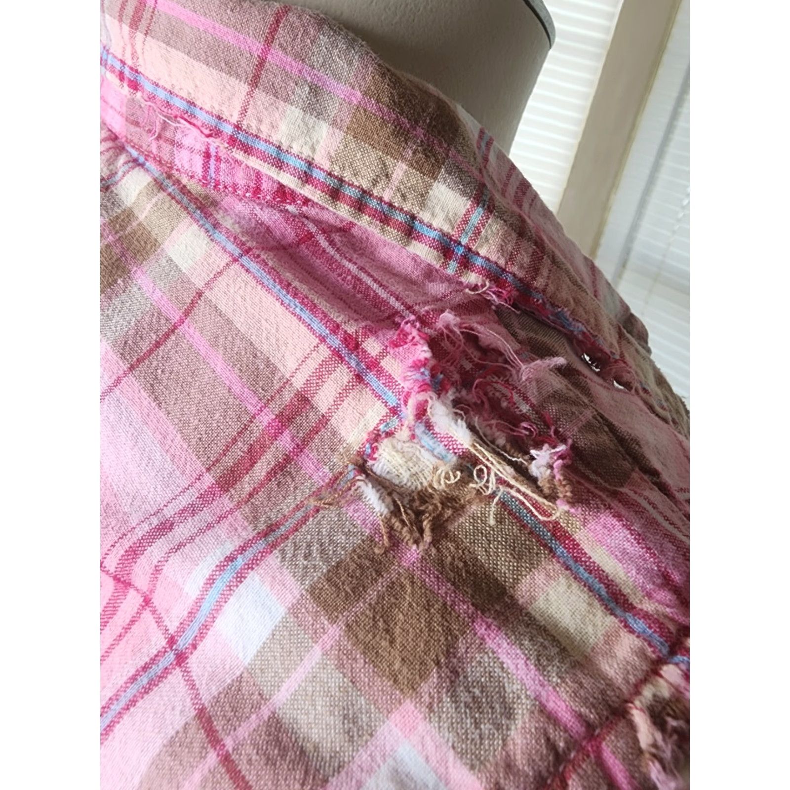 Vintage Womens Coloumbia Button-Up Shirt Pink Plaid Sleeveless Collared 100% Cotton Casual Vintage? Size L / US 10 / IT 46 - 6 Thumbnail