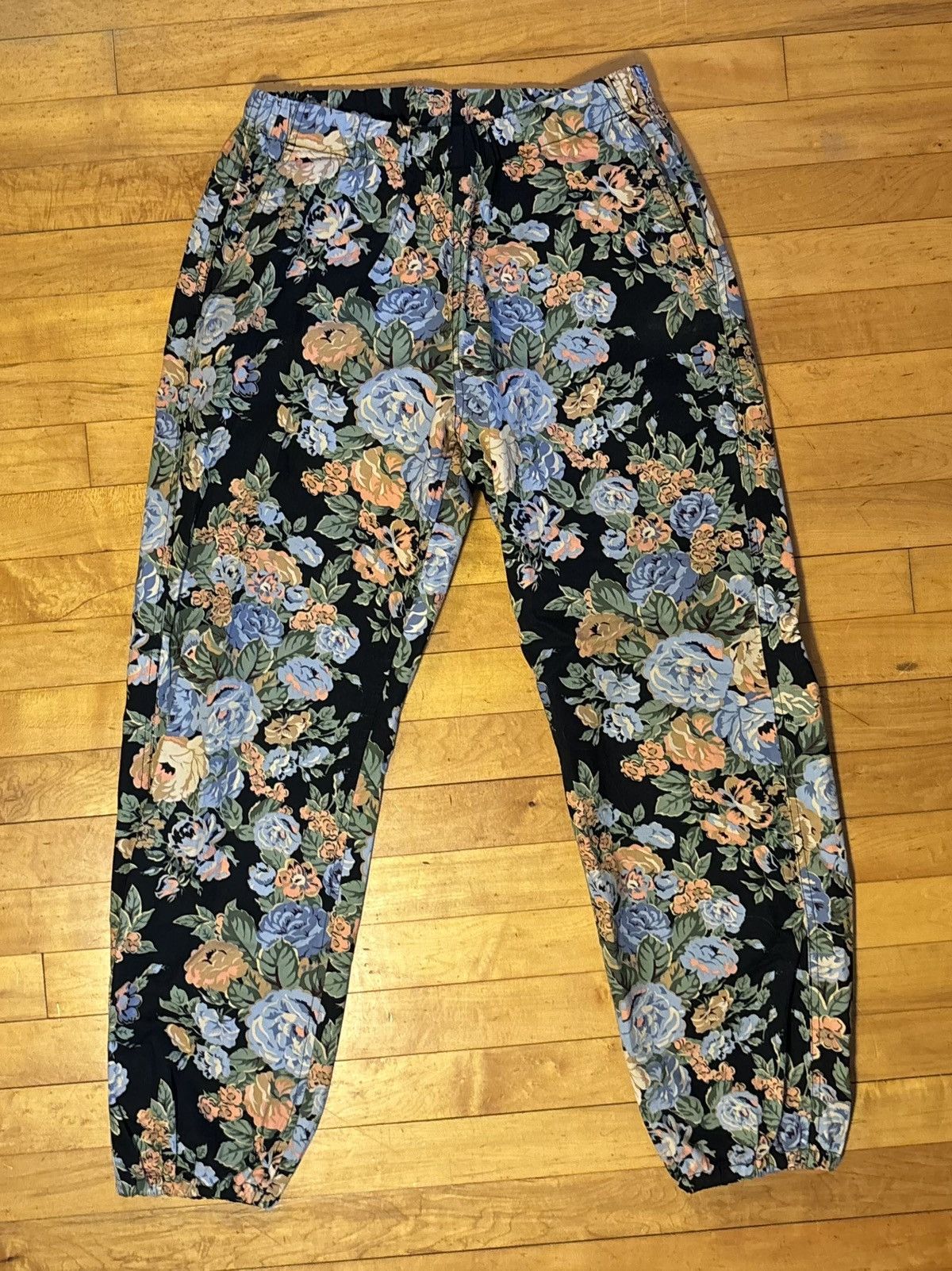 Supreme Supreme FW14 Floral Jogger Pants Black Size Medium Size US 30 / EU 46 - 3 Thumbnail