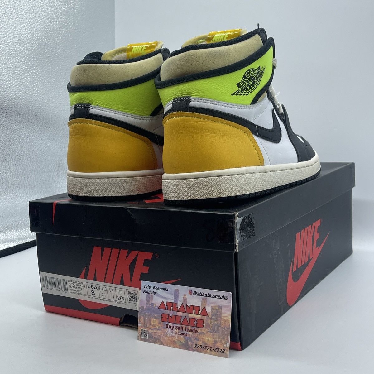 Jordan Brand Air Jordan 1 high volt gold Size US 8 / EU 41 - 5 Thumbnail