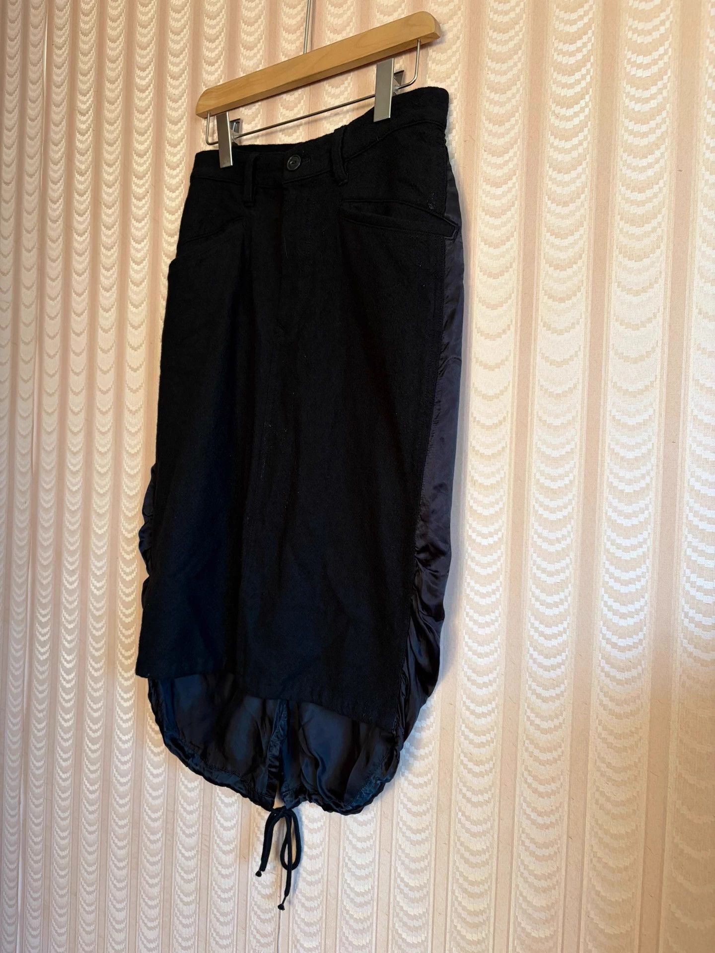 Yohji Yamamoto Yohji Yamamoto Vintage Black Paneled Wool Nylon Skirt Size 36" / US 14 / IT 50 - 2 Thumbnail