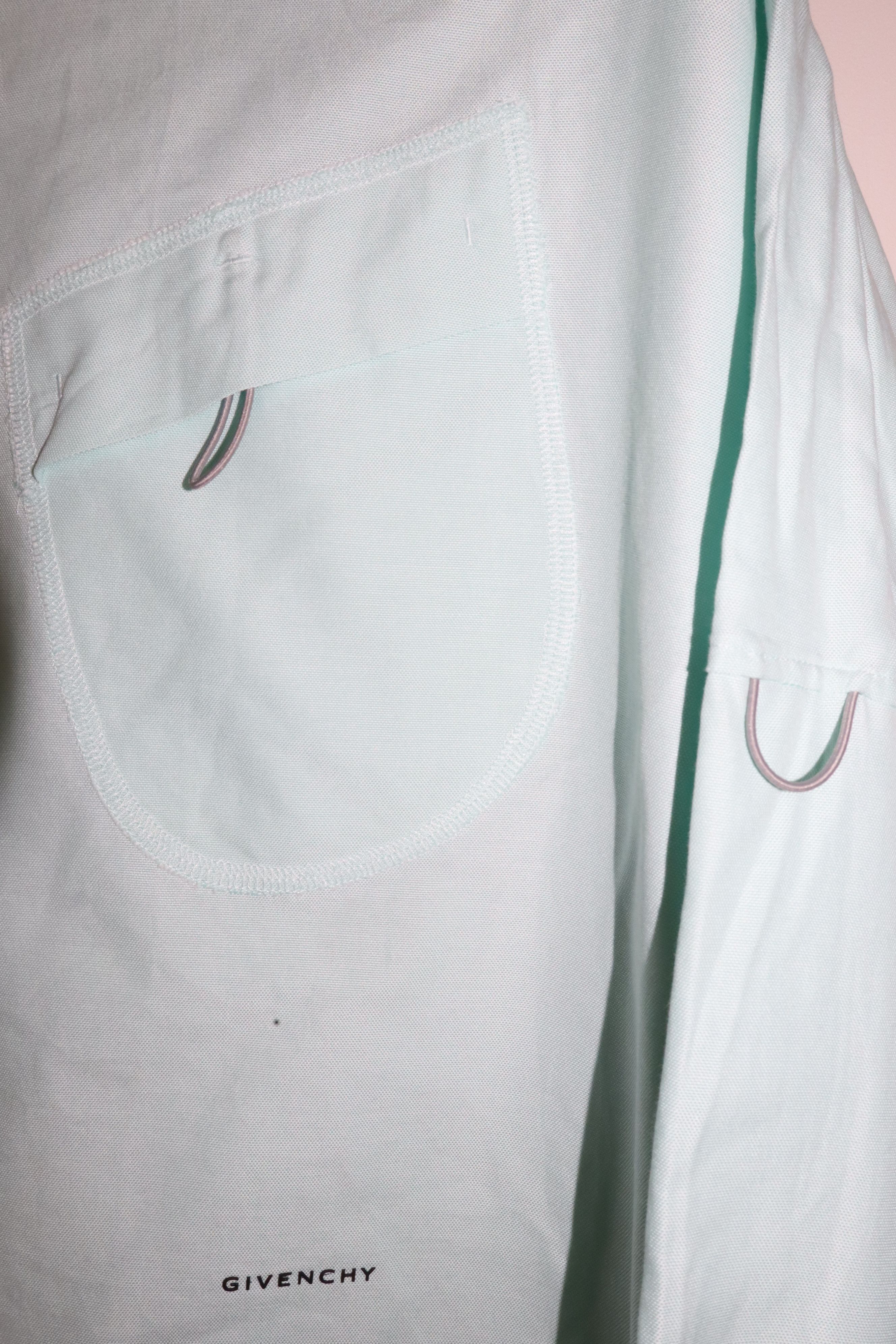 Givenchy Mint logo print shirt Size US S / EU 44-46 / 1 - 3 Thumbnail