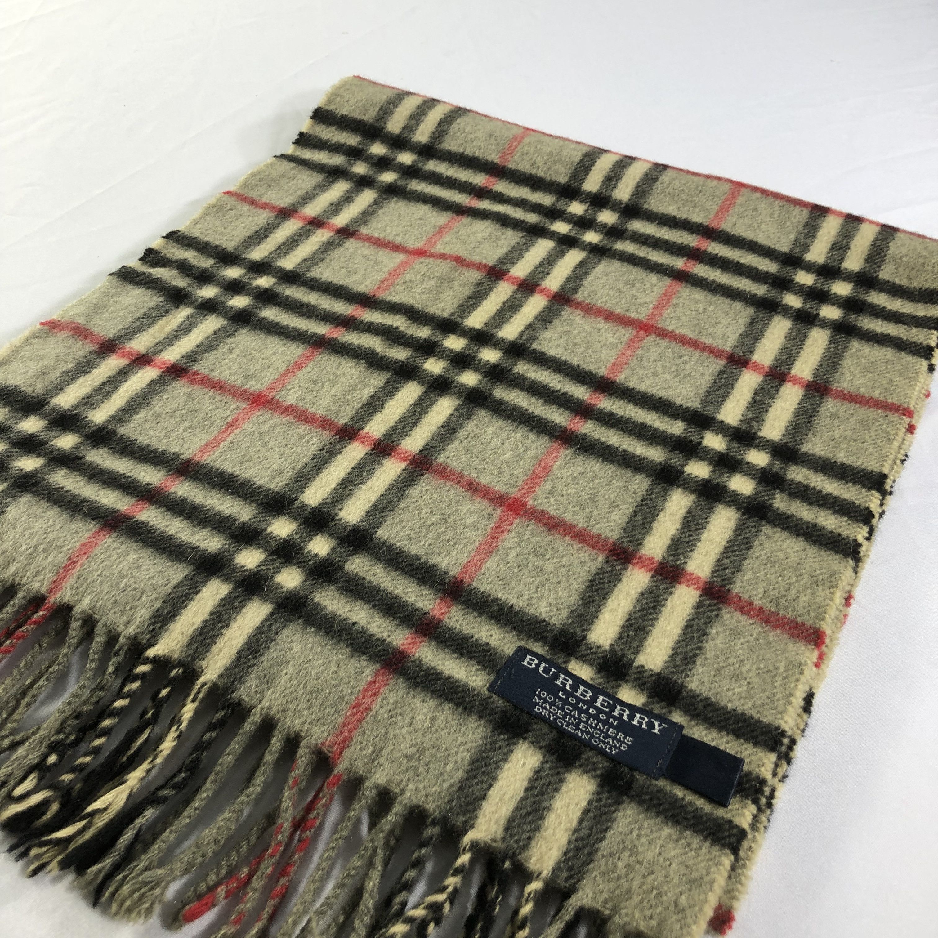 Burberry Burberry Grey Nova Check Cashmere Scarf Muffler V1448 Size ONE SIZE - 3 Thumbnail