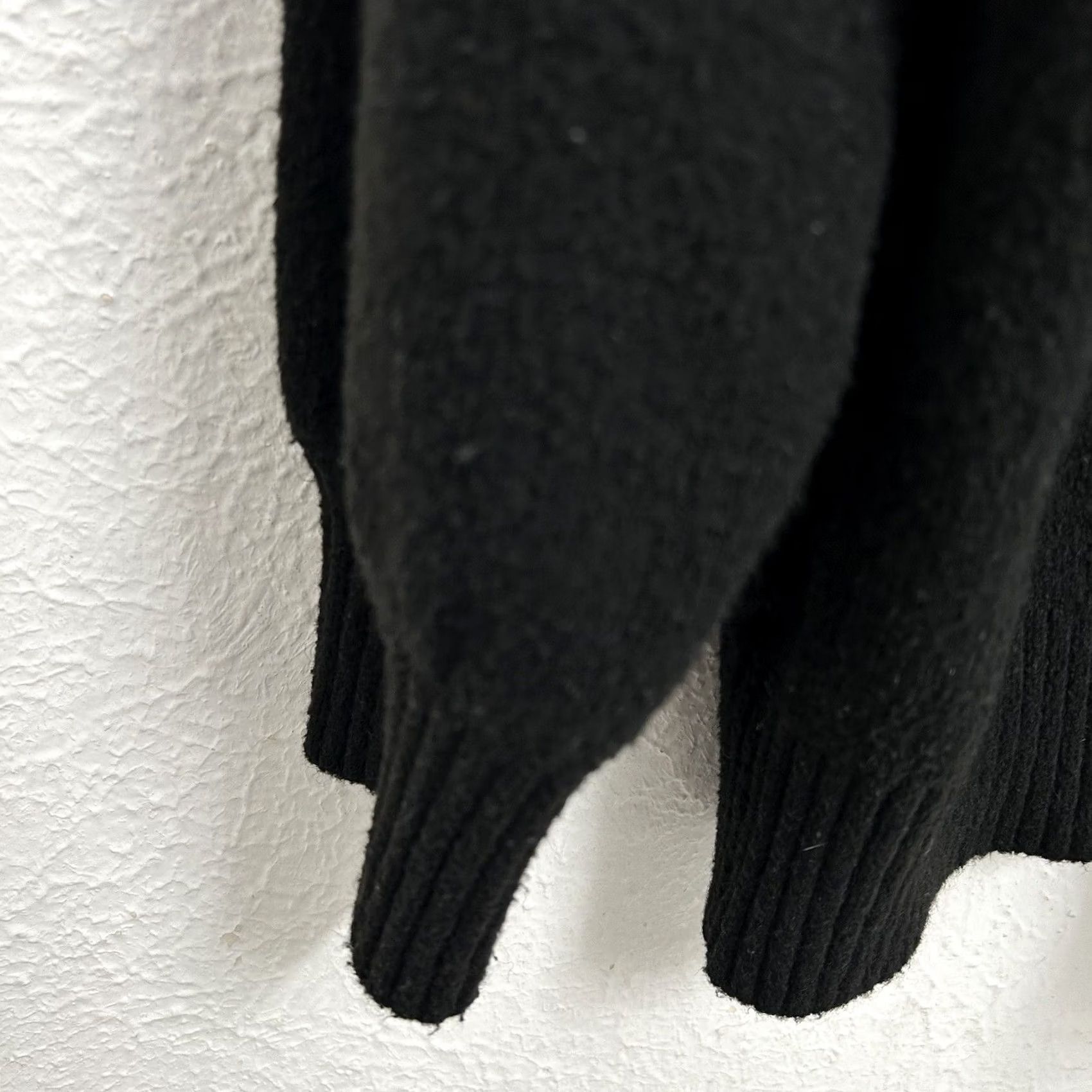 H&M H & M x NO FEAR Oversized Hoodie Knit Sweater Women’s Black XS Size XS / US 0-2 / IT 36-38 - 3 Thumbnail