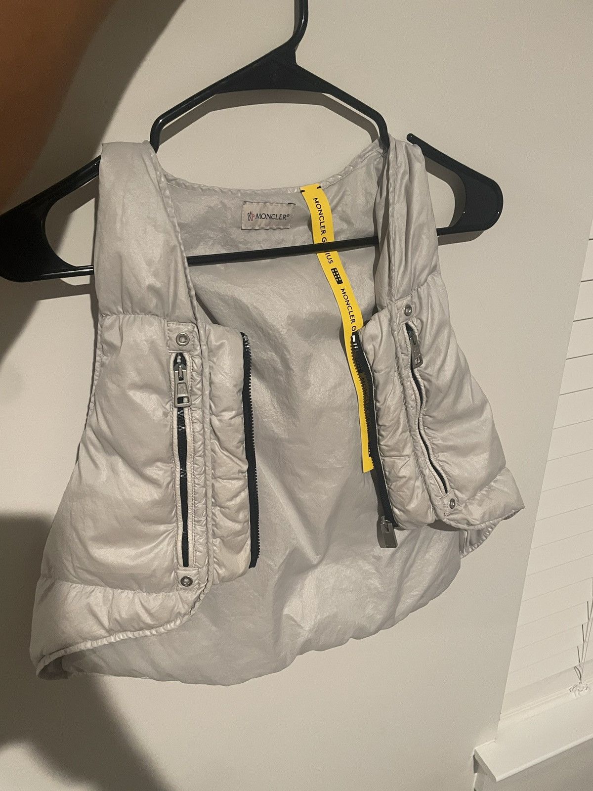 Moncler Moncler x 1017 ALYX 9SM Pettorina Vest 'Metallic Silver' Size US S / EU 44-46 / 1 - 1 Thumbnail
