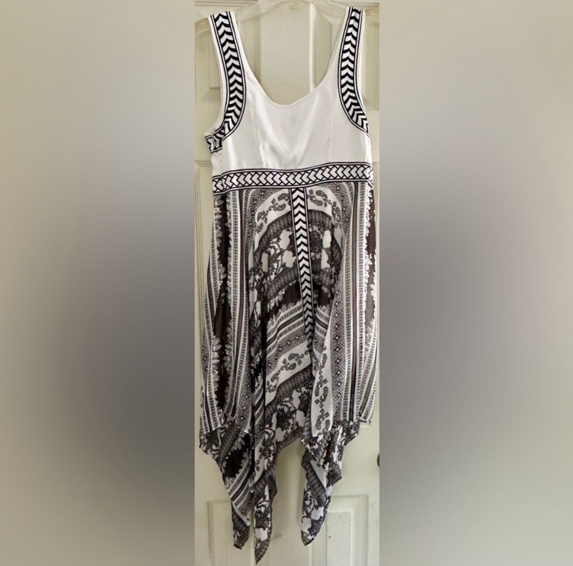 Bebe Bebe Handkerchief Dress Size S / US 4 / IT 40 - 6 Thumbnail