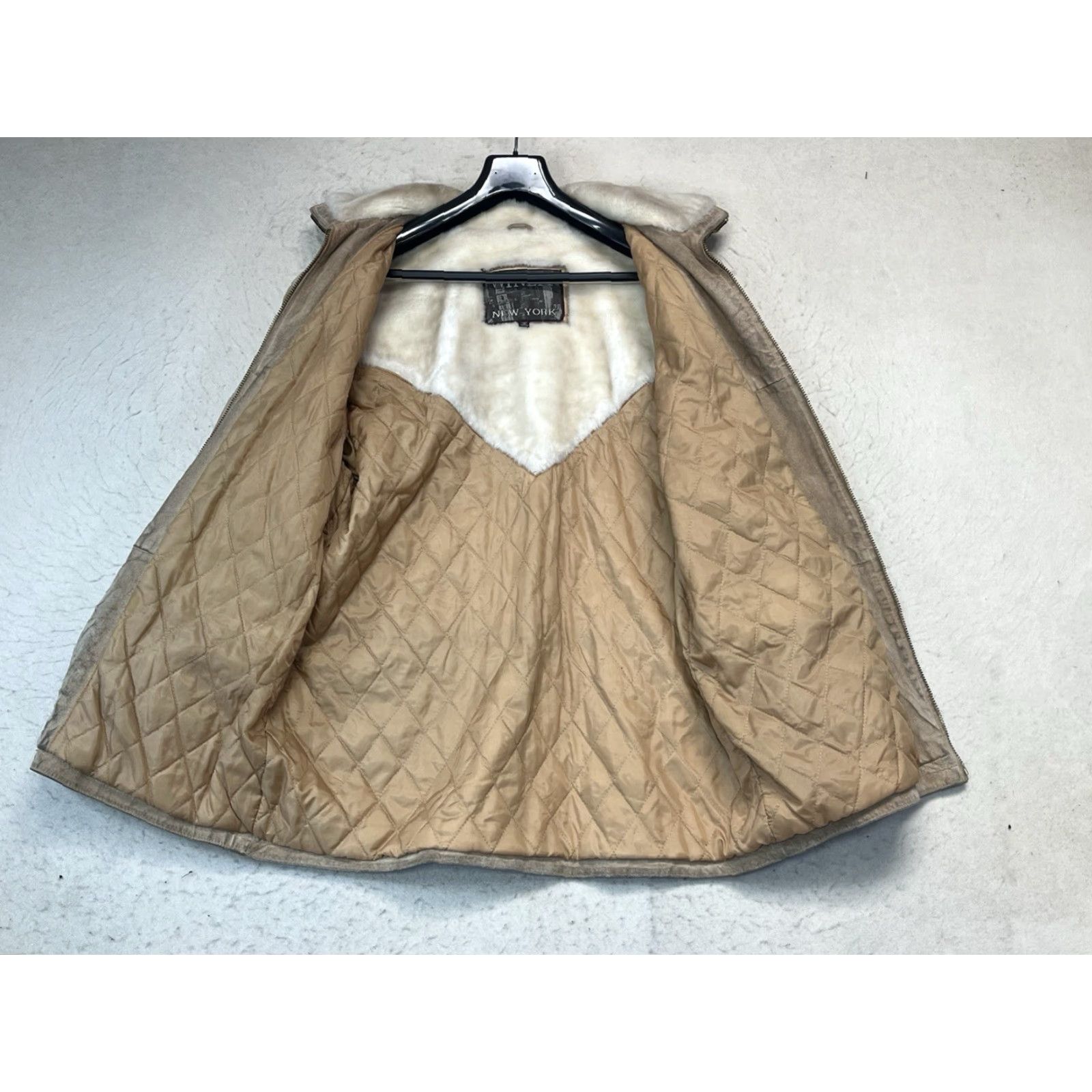 Vintage VINTAGE Winlit Leather Jacket Beige 100% Leather Size Medium Women Suede Tan See Pics Jacket Women Medium Beige Leather Size M / US 6-8 / IT 42-44 - 6 Thumbnail