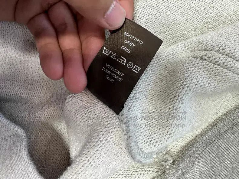 Vetements Vetements Hoodie Size US XS / EU 42 / 0 - 6 Thumbnail
