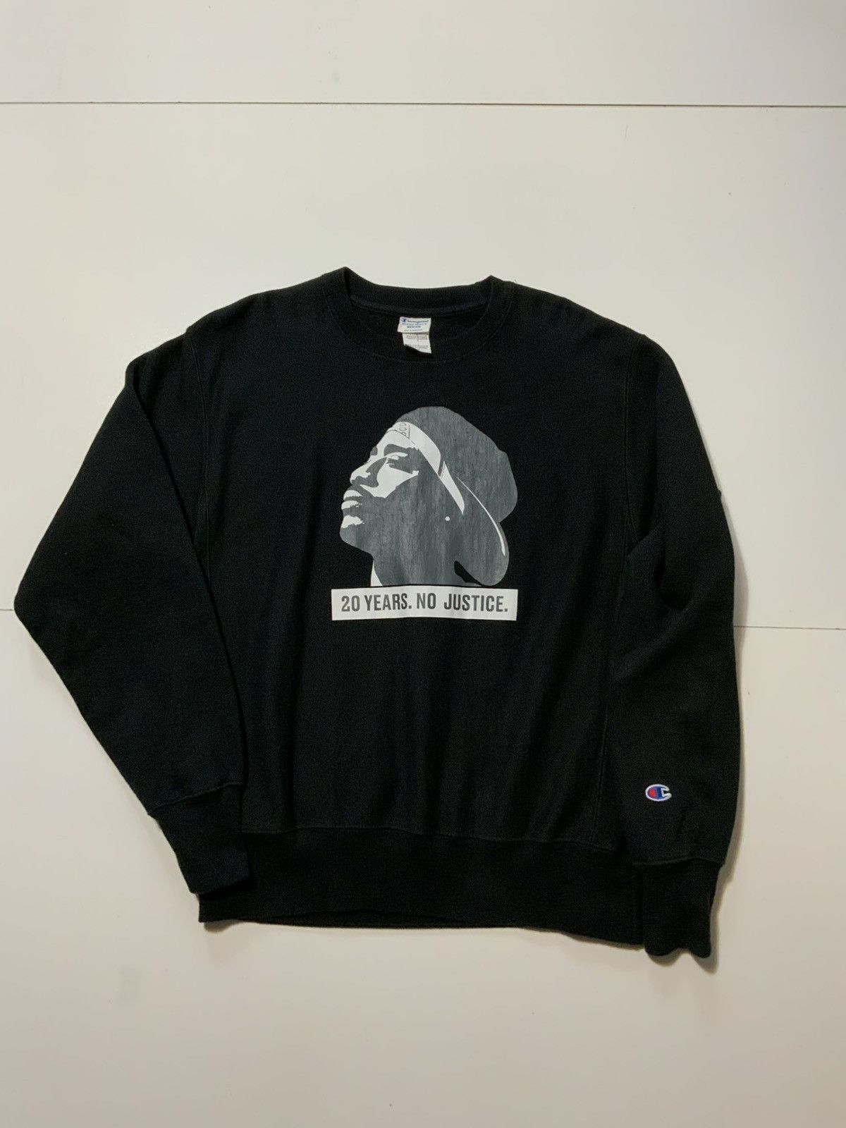 Champion Champion Reverse Weave Unsolved Tupac Shakur Sweatshirt Size US M / EU 48-50 / 2 - 1 Thumbnail