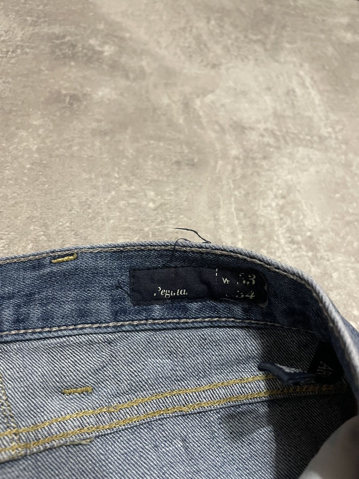 Armani Vintage Armani Jeans Metallic Logo Denim Size 33 Size US 33 - 10 Thumbnail