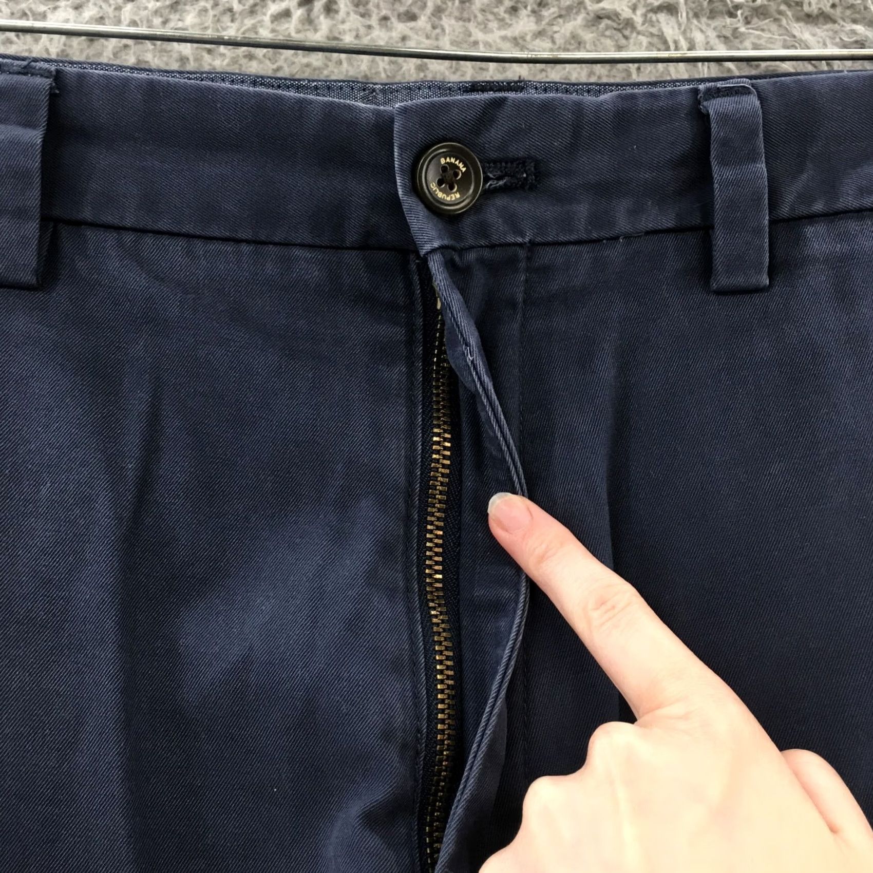 Banana Republic Banana Republic Emerson Chino Pants Mens 33x34 Blue Cotton Mid Rise Zip Fly Shirt? Size US 33 - 3 Thumbnail