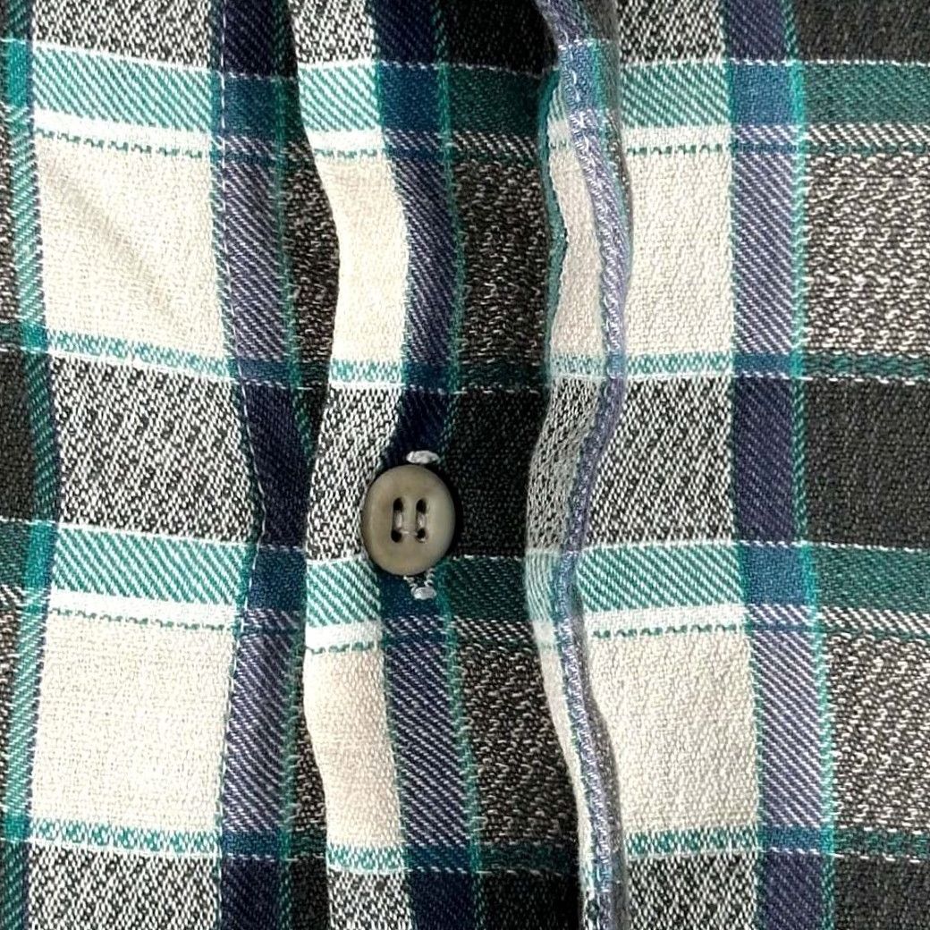 Levi's VINTAGE Levi's Shirt Adult LARGE Gray Green Blue Plaid Grunge Button-Down 90s Mens Size US L / EU 52-54 / 3 - 6 Thumbnail