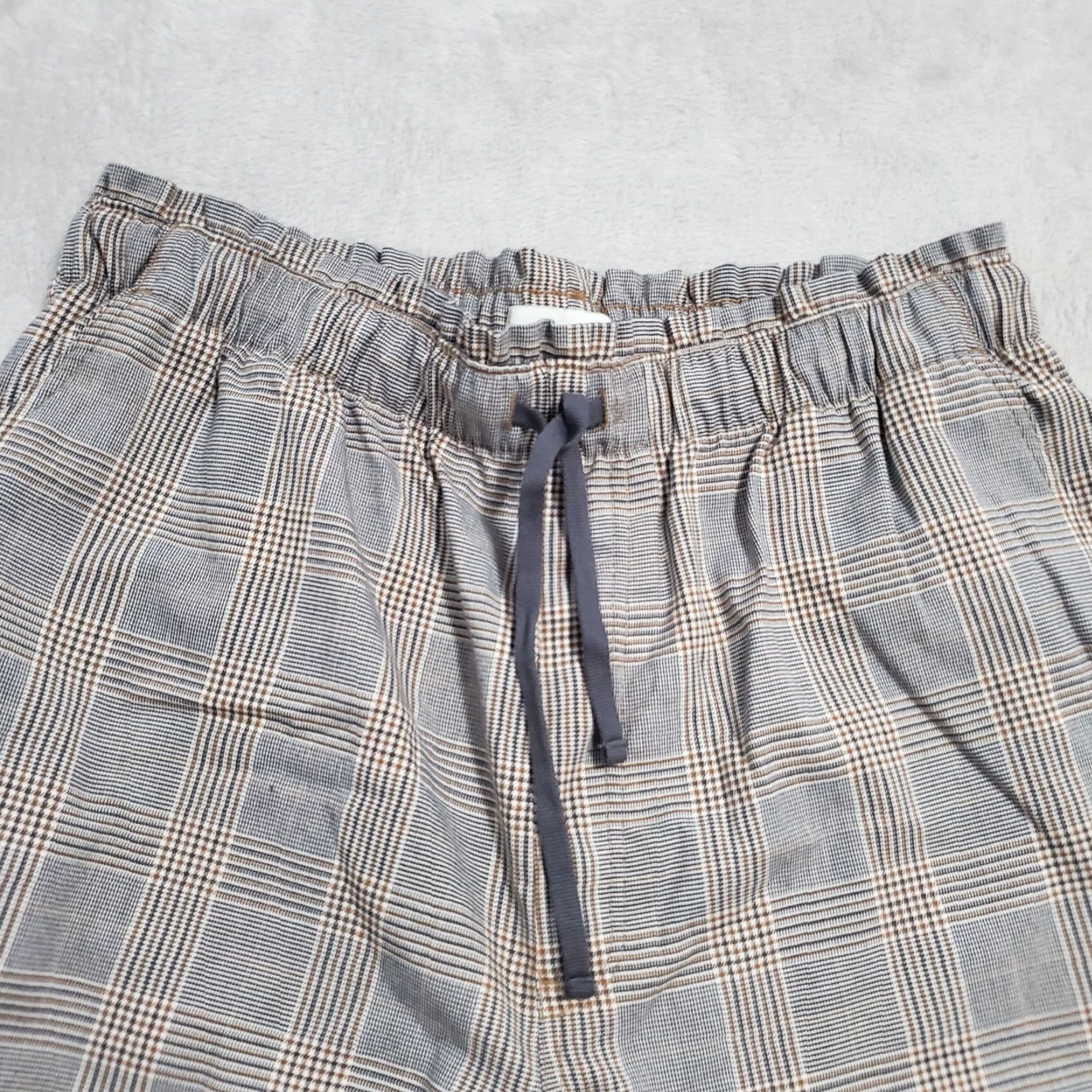 Abercrombie & Fitch Abercrombie & Fitch Pants Women XL Gray Plaid High Rise Cropped Pull On NWT Elastic Waist Pockets Slit 26 Inseam Size 40" / US 18 - 5 Thumbnail