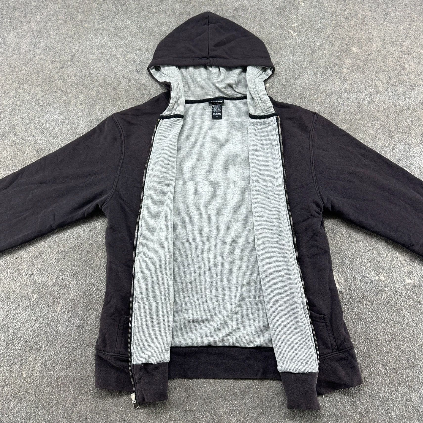 Joe Boxer VINTAGE Joe Boxer Hoodie Mens Small Black Full Zip Thermal Lined Sun Faded Y2K Size US S / EU 44-46 / 1 - 2 Thumbnail