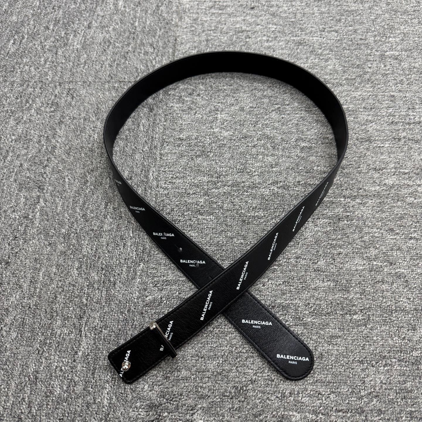 Balenciaga Balenciaga - dmc Size ONE SIZE - 1 Thumbnail