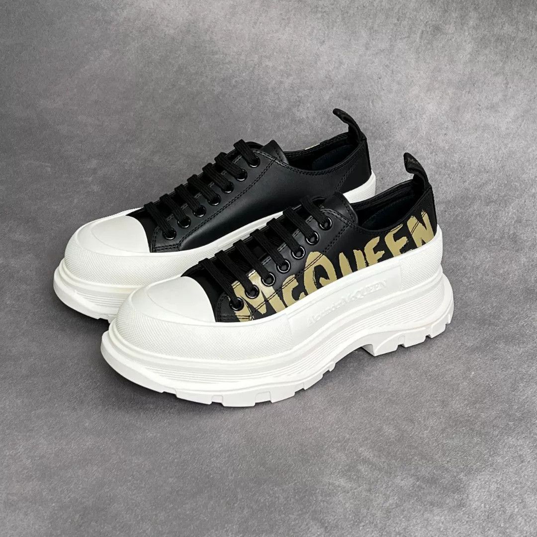 Alexander McQueen Alexander McQueen Casual Printed Lowtop Sneakers 10 Men Size US 10 / EU 43 - 1 Thumbnail