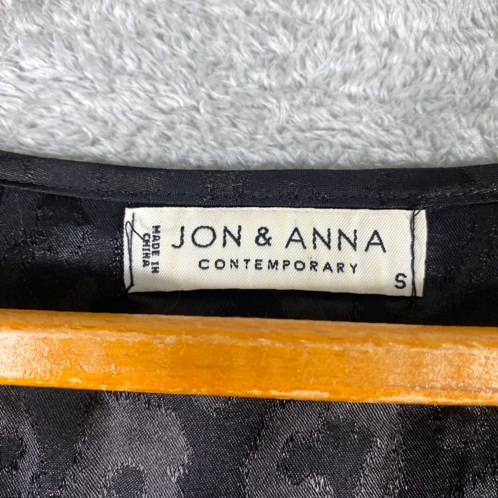 Vintage VINTAGE Jon & Anna Blouse Women's Small Black Wrap Style Satin Leopard Bow Long Sleeve V-Neck Balloon Sleeve Sl**-** Size S / US 4 / IT 40 - 3 Thumbnail