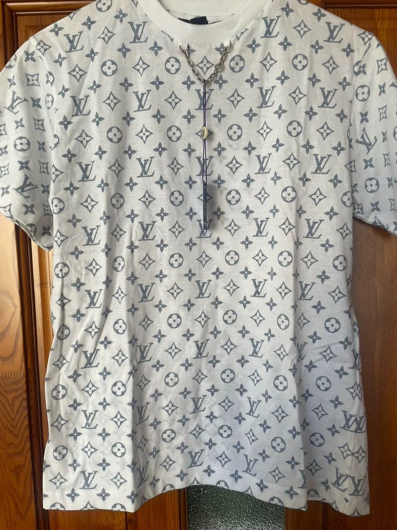 Louis Vuitton Louis Vuitton Full-print short sleeve 2502-Nextarrow Size US M / EU 48-50 / 2 - 1 Thumbnail