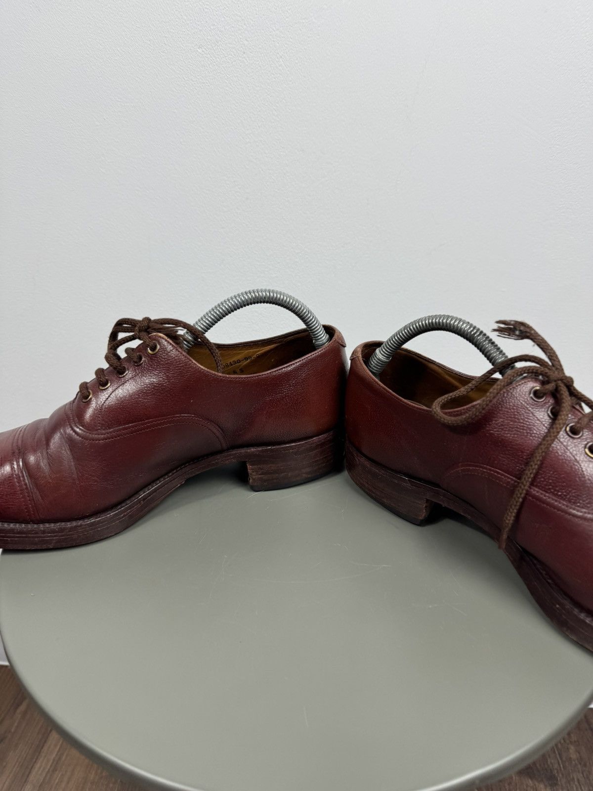 Other Vintage Heavy Leather Oxford Shoes US 9 Metal Heel Taps Size US 9 / EU 42 - 10 Thumbnail