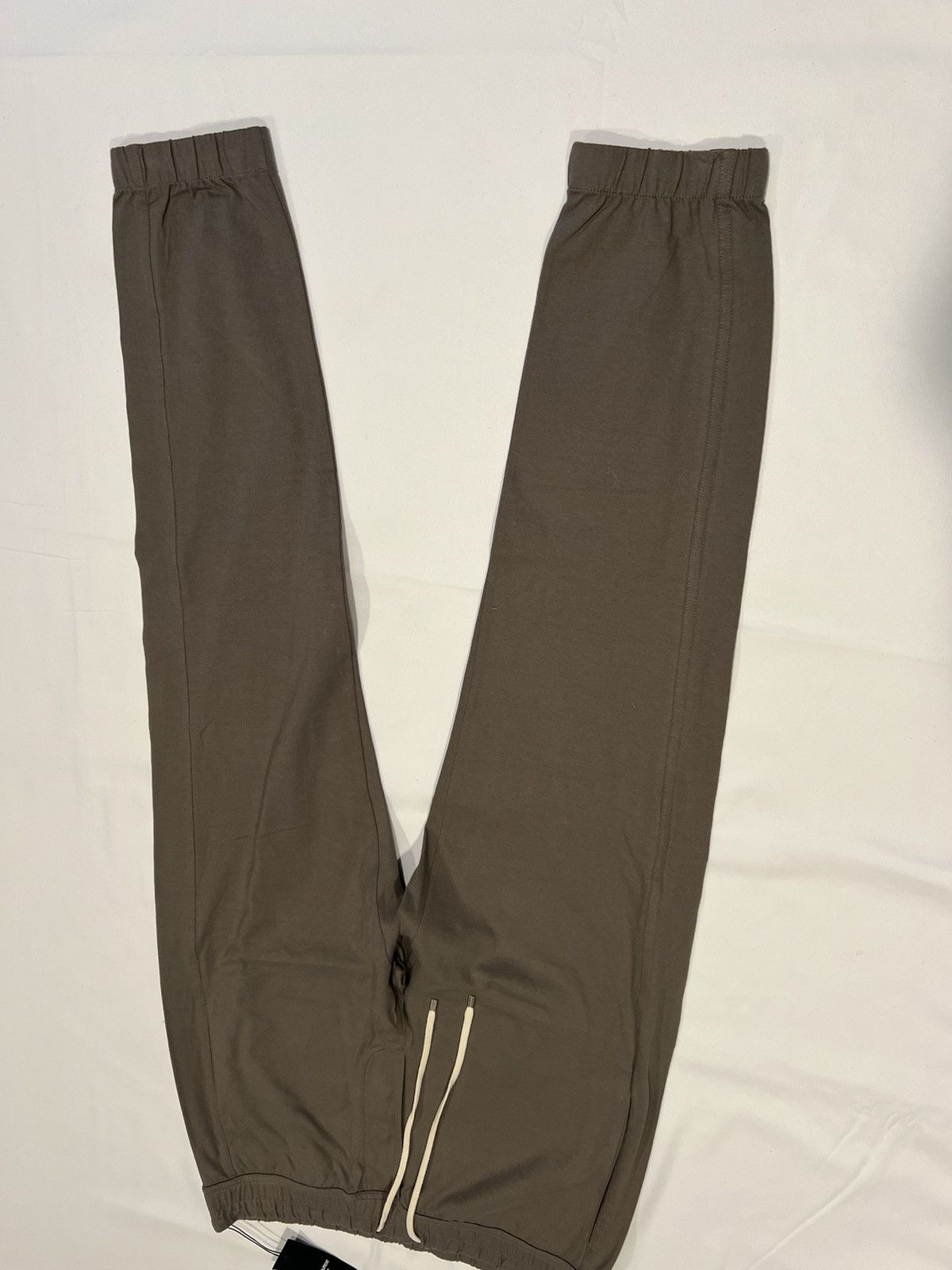 Saint Laurent Paris Saint Laurent men’s joggers. M. $650 Size US 32 / EU 48 - 1 Thumbnail
