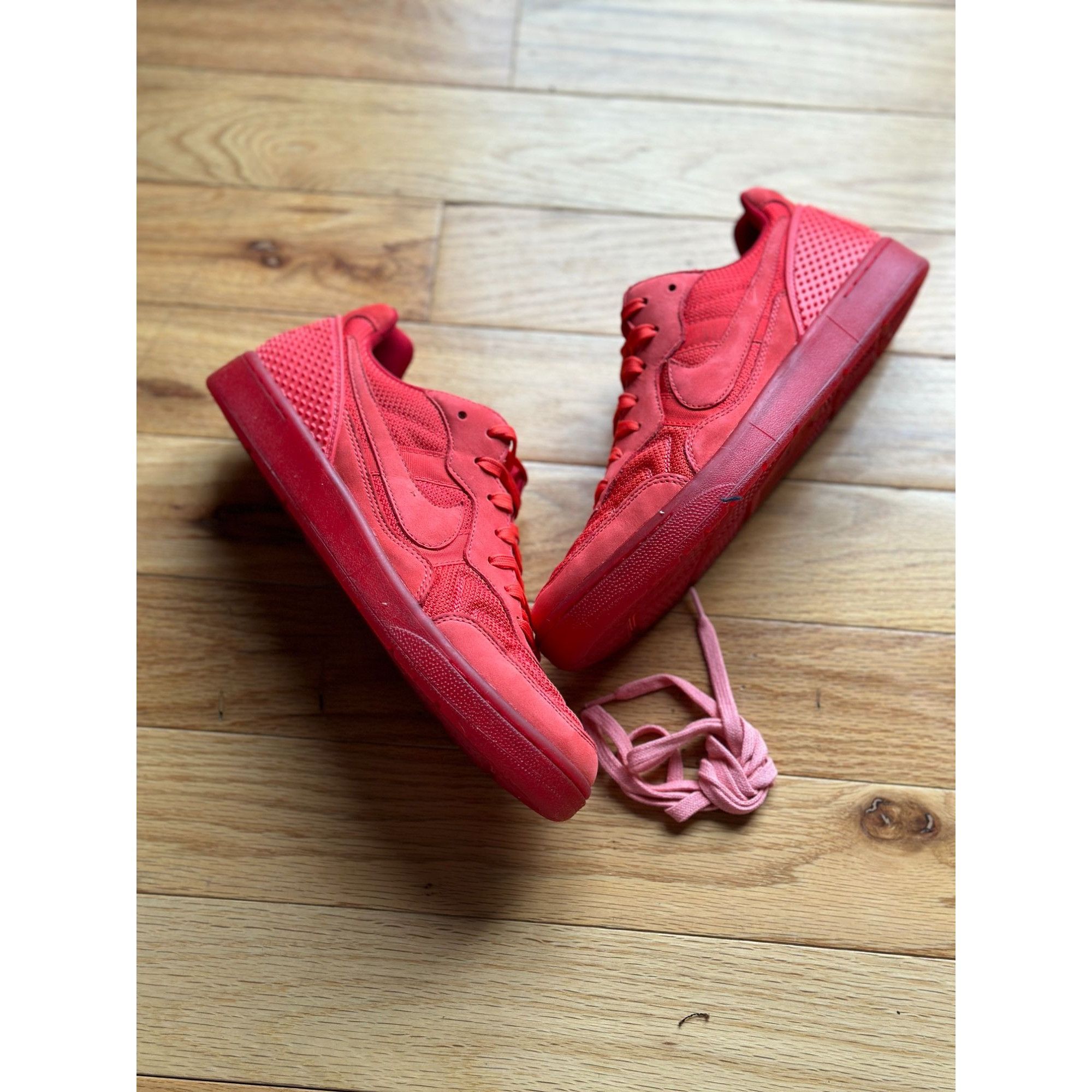 Nike MENS NIKE NSW TIEMPO ´94 DLX QS 779519-600 NO4 SIZE 10 US Size US 10 / EU 43 - 8 Thumbnail