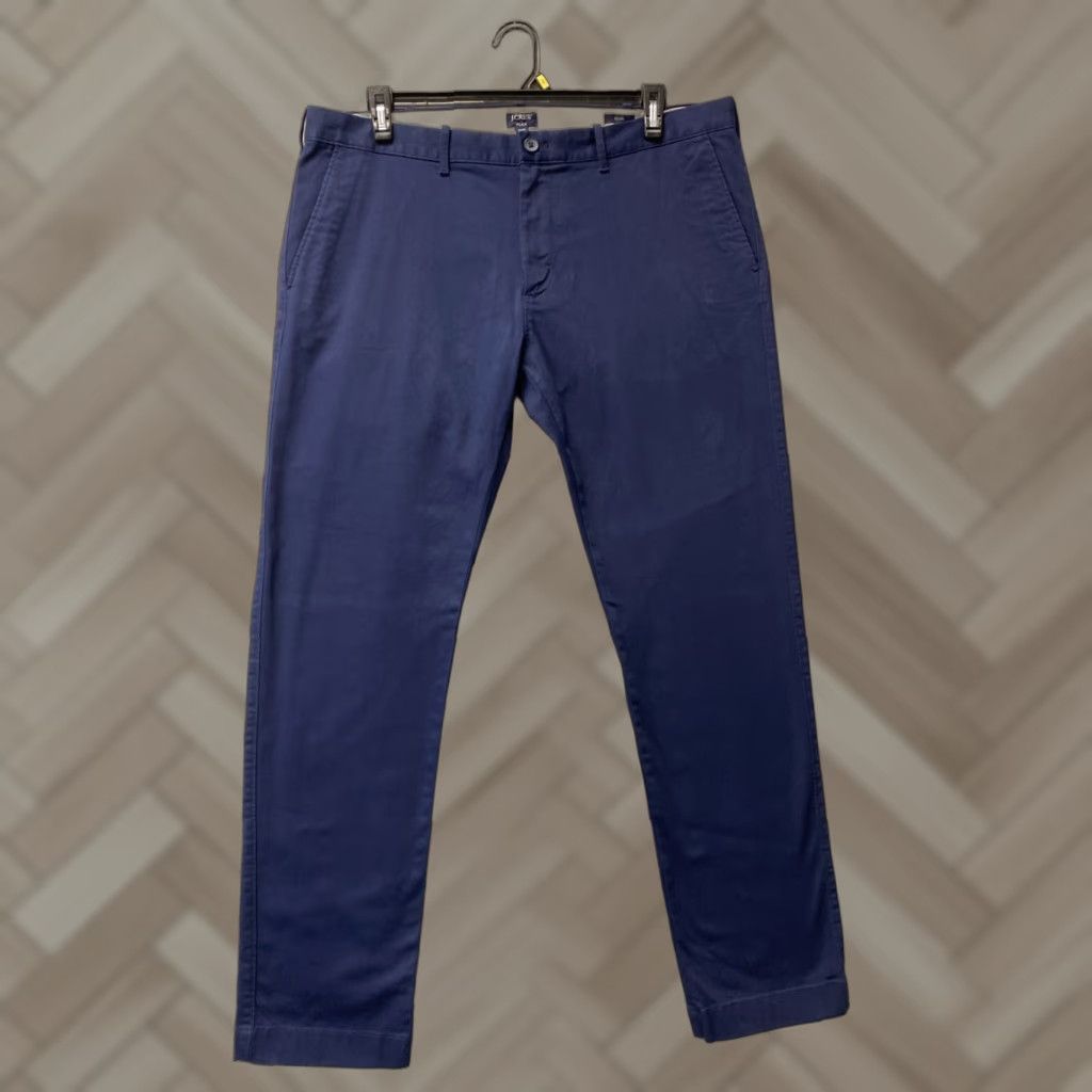J.Crew J.CREW Men's Navy Chino Pants 36x32 Straight Fit Tech Stretch Flat Front Casual Size US 36 / EU 52 - 1 Thumbnail
