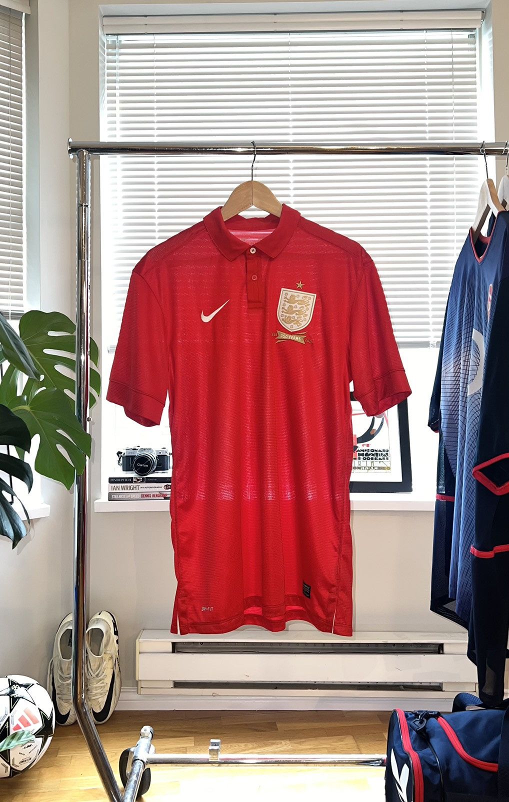 Nike England 2013 150th Anniversary Away - Nike - Size Large Size US L / EU 52-54 / 3 - 1 Thumbnail