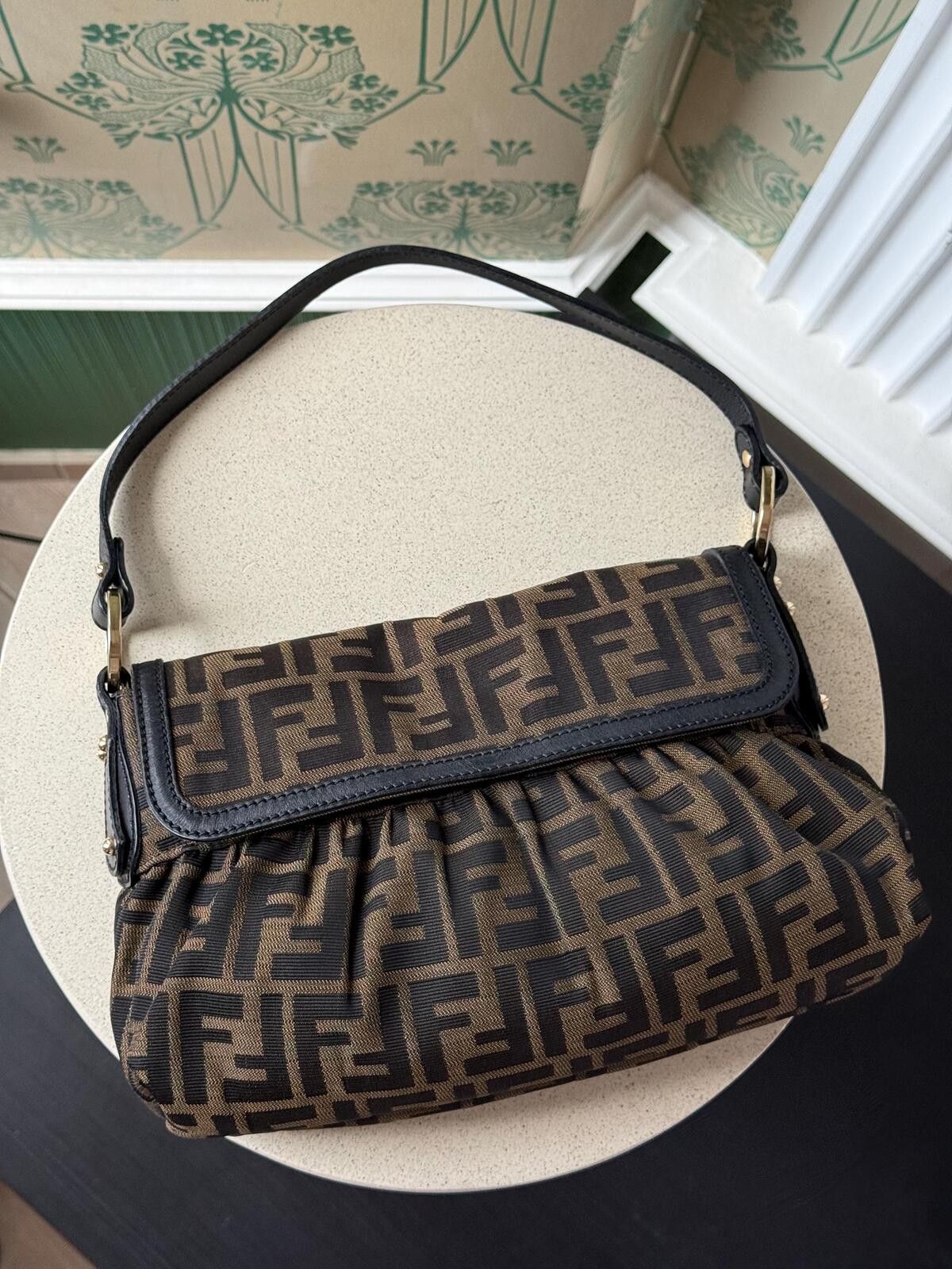 Fendi Vintage Fendi Brown Zucca Canvas and Leather Shoulder Bag Size ONE SIZE - 3 Thumbnail
