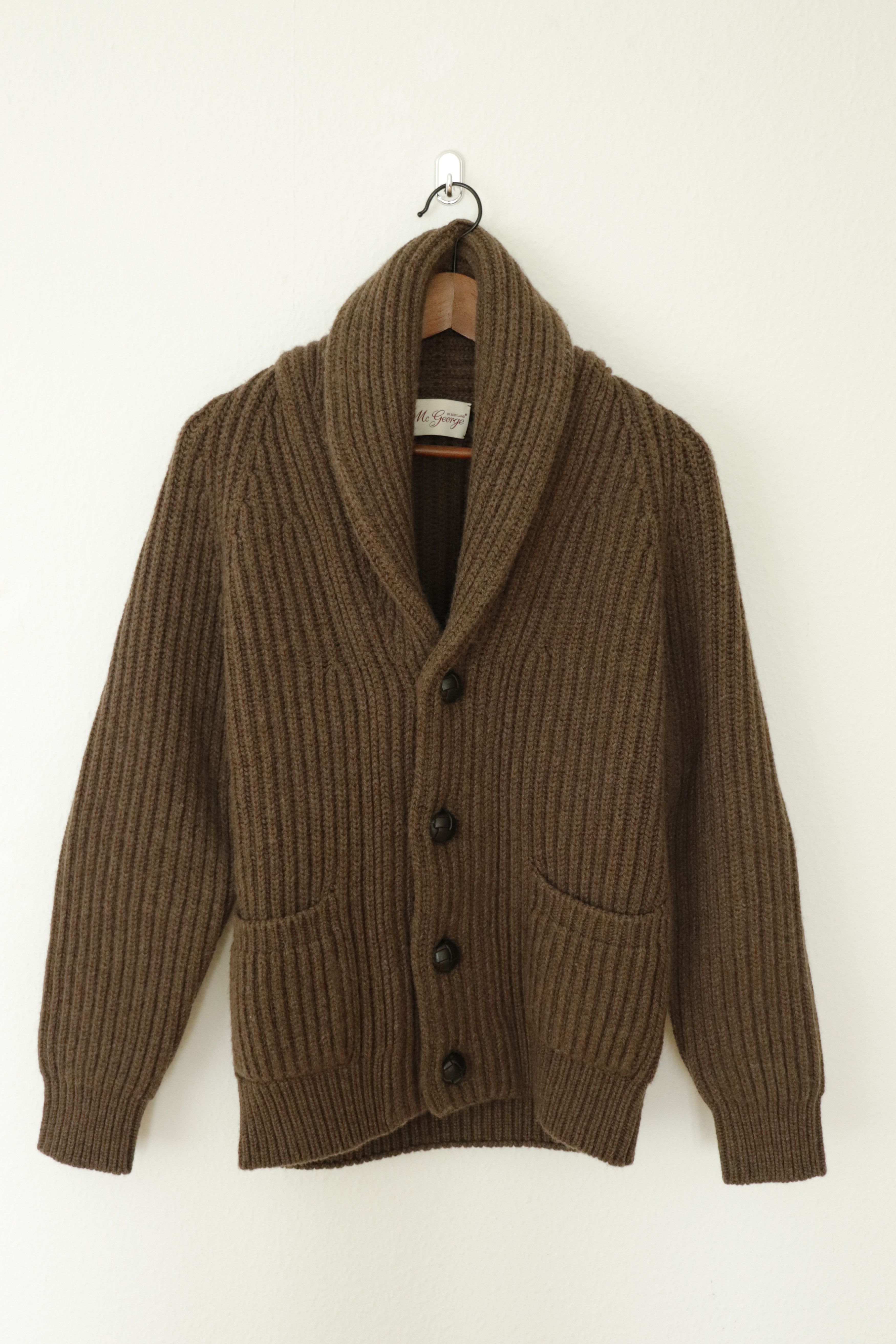 William Lockie Iconic McGeorge of Scotland Cashmere Shawl Collar Cardigan Size US S / EU 44-46 / 1 - 1 Thumbnail