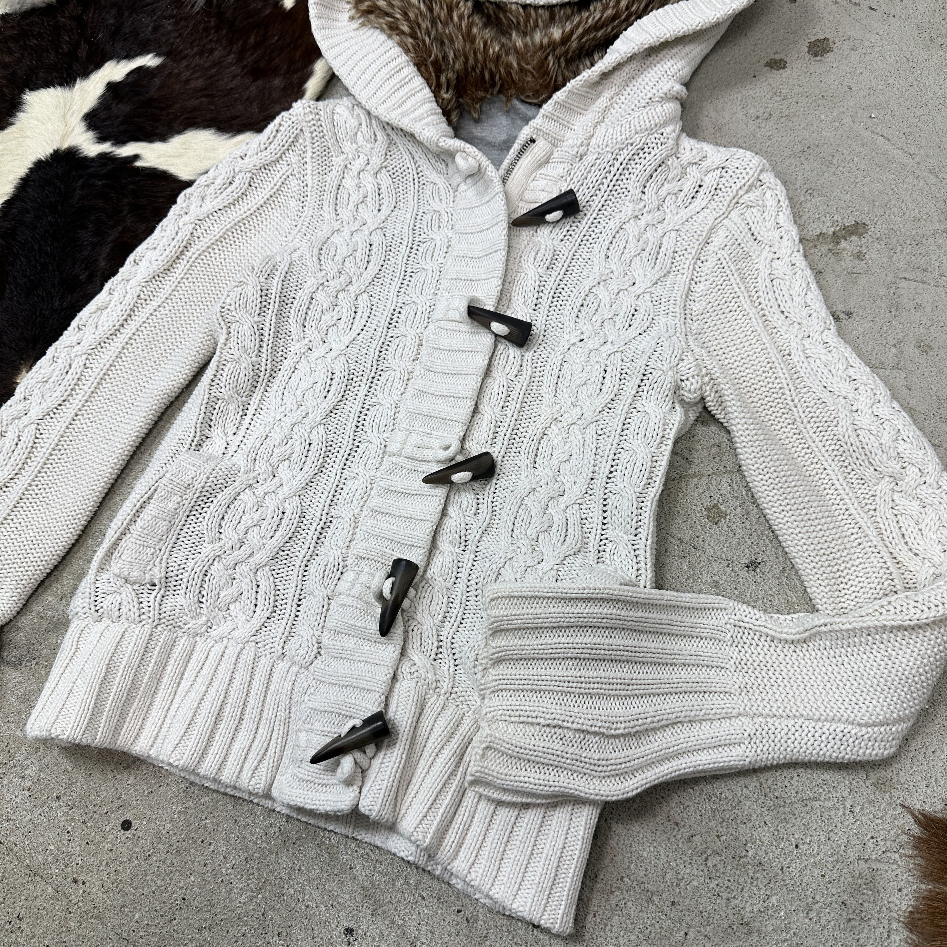 Vintage Vintage Avant Garde Cable Knit Faux Fur Sweater 00s Size S / US 4 / IT 40 - 3 Thumbnail